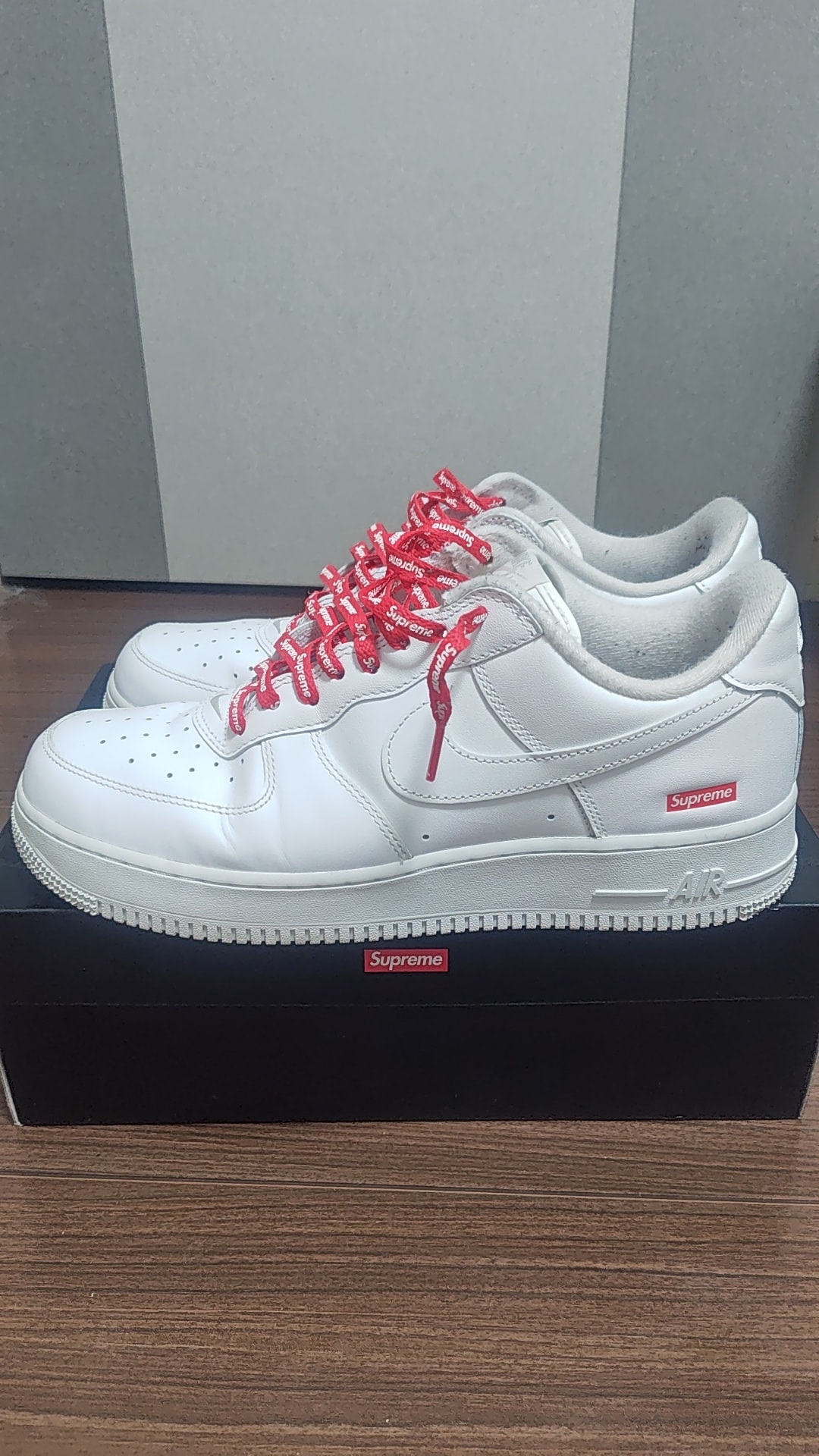 Supreme × Nike Air Force 1 Low "White"
