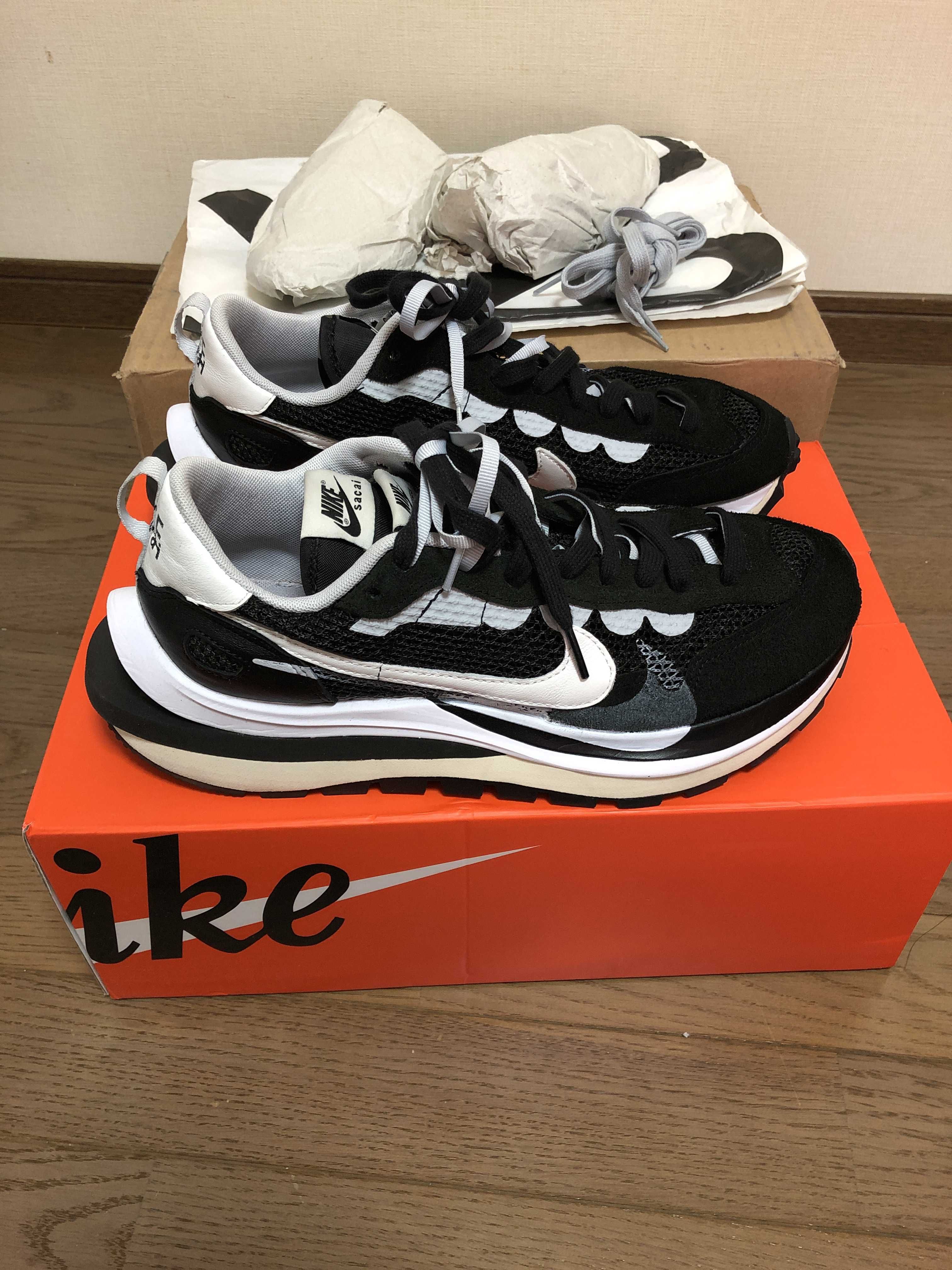 sacai × Nike Vapor Waffle "Black and White"