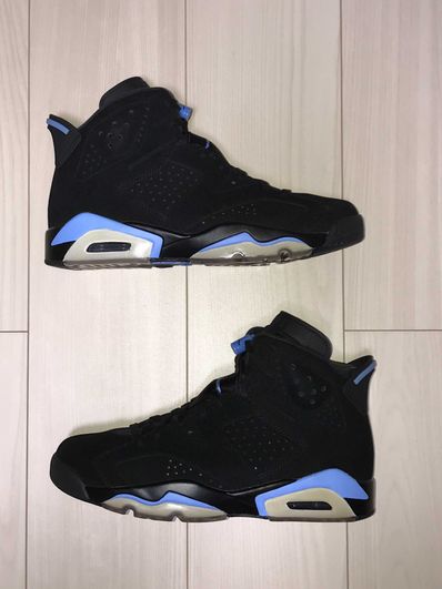 NIKE AIR JORDAN 6 RETRO "UNC"