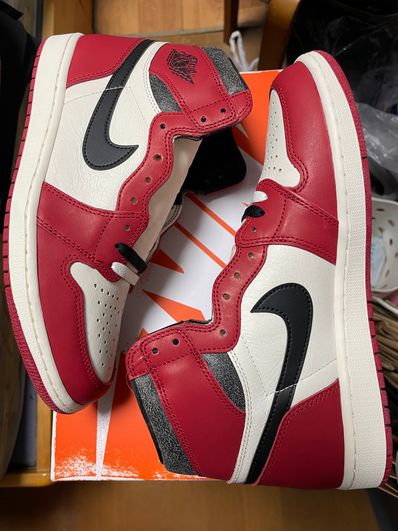 Nike Air Jordan 1 High OG "Lost & Found/Chicago"