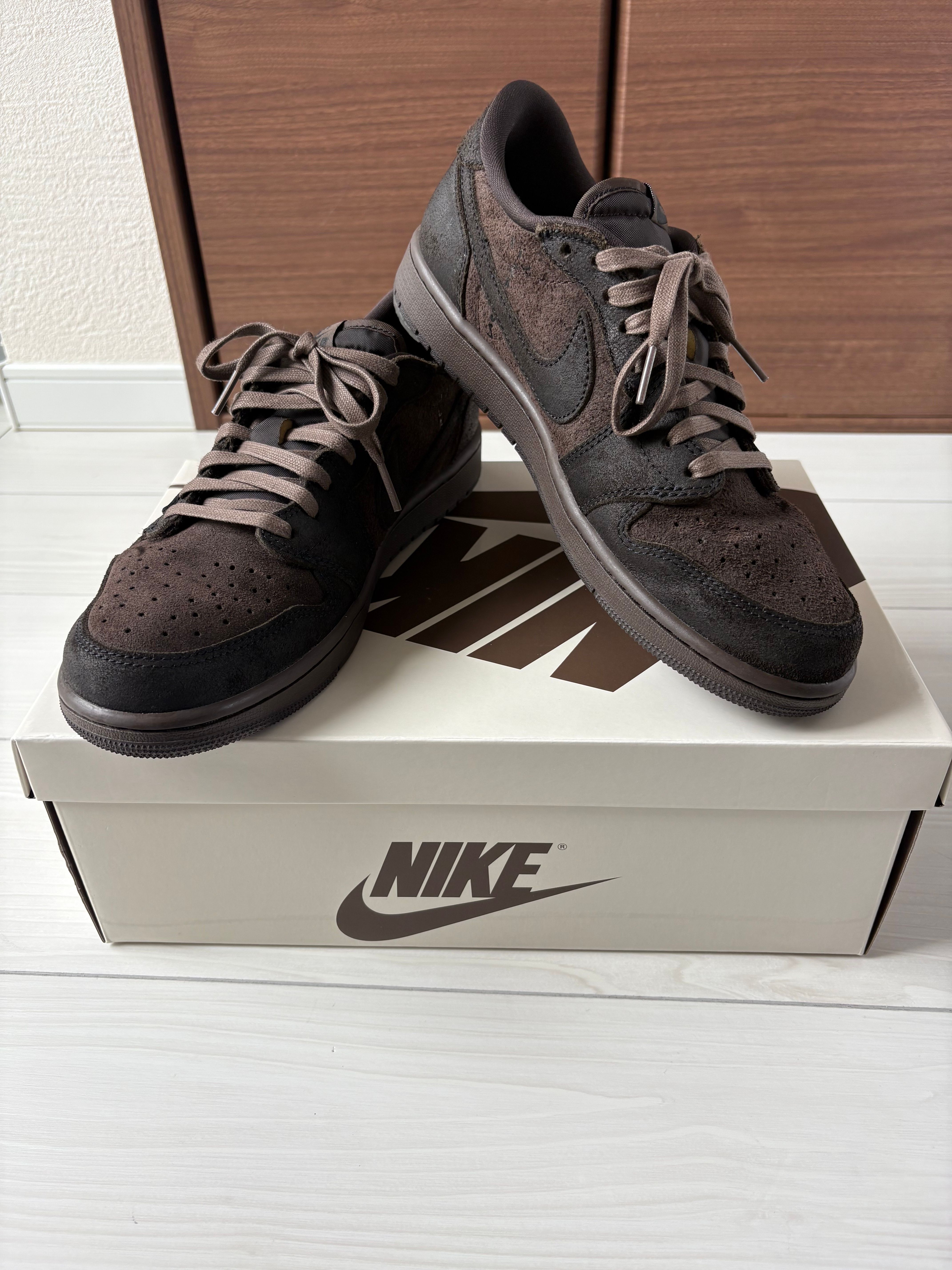 Travis Scott × Nike Air Jordan 1 Low OG SP "Velvet Brown and Dark Mocha"