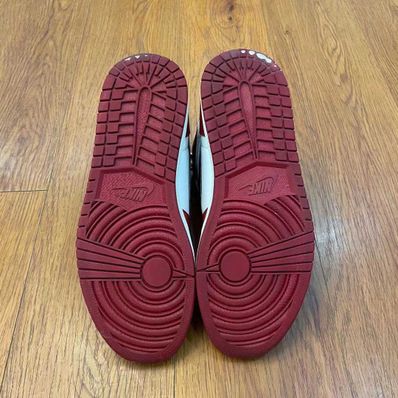 Nike Air Jordan 1 Retro High "Chicago" (2015)