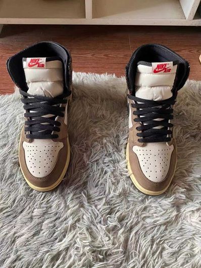 Travis Scott × Nike Air Jordan 1 Retro High OG TS SP "Sail/Dark Mocha"