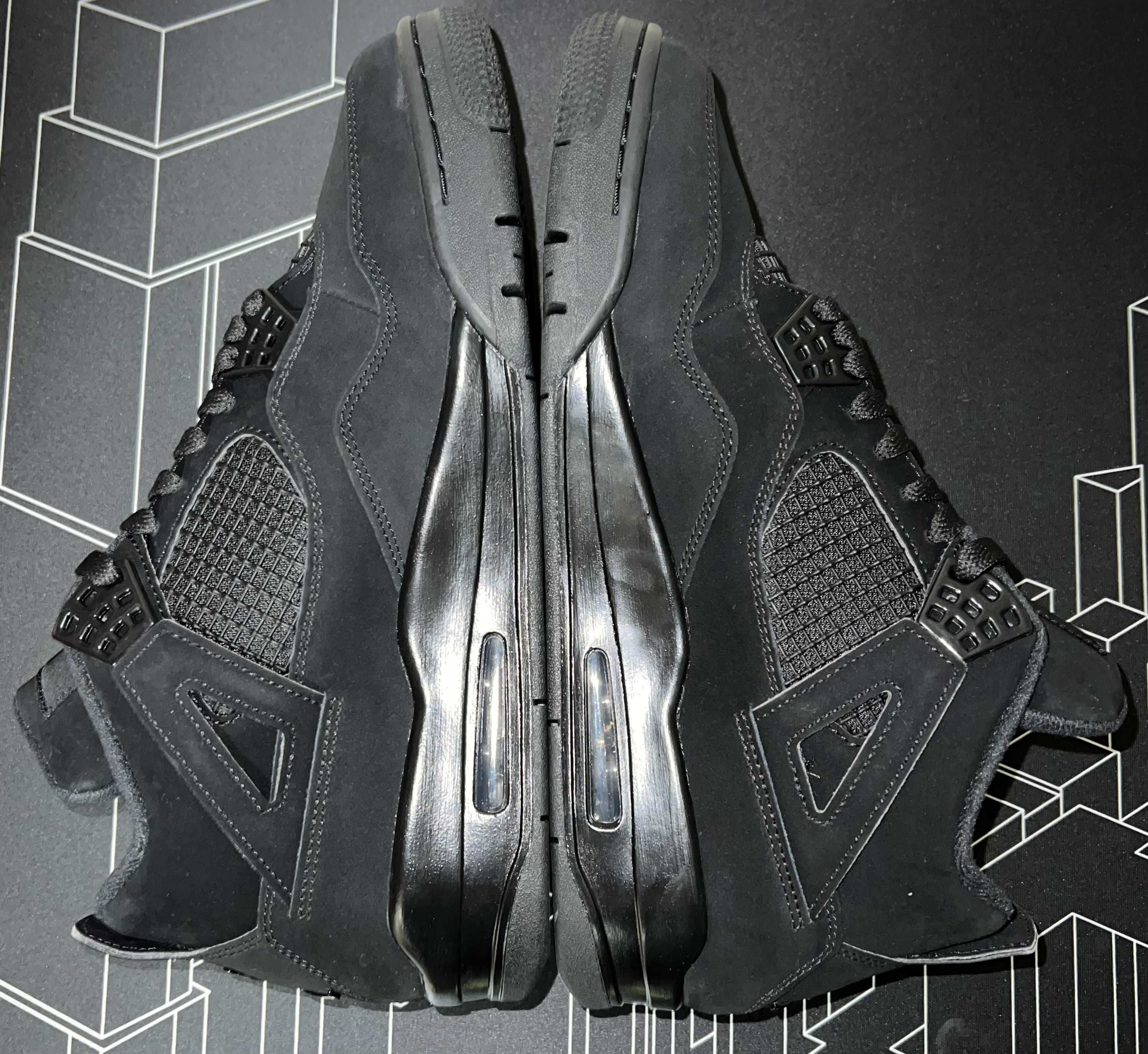 Nike Air Jordan 4 "Black Cat"