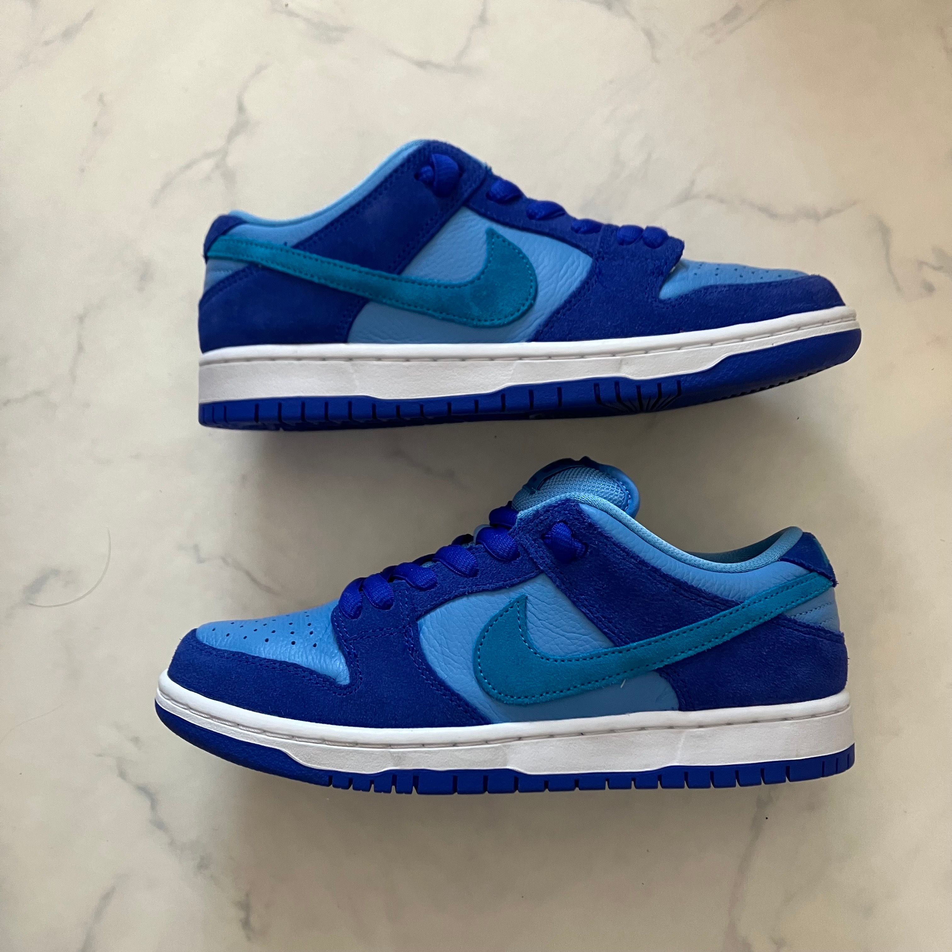 Nike SB Dunk Low "Blue Raspberry"