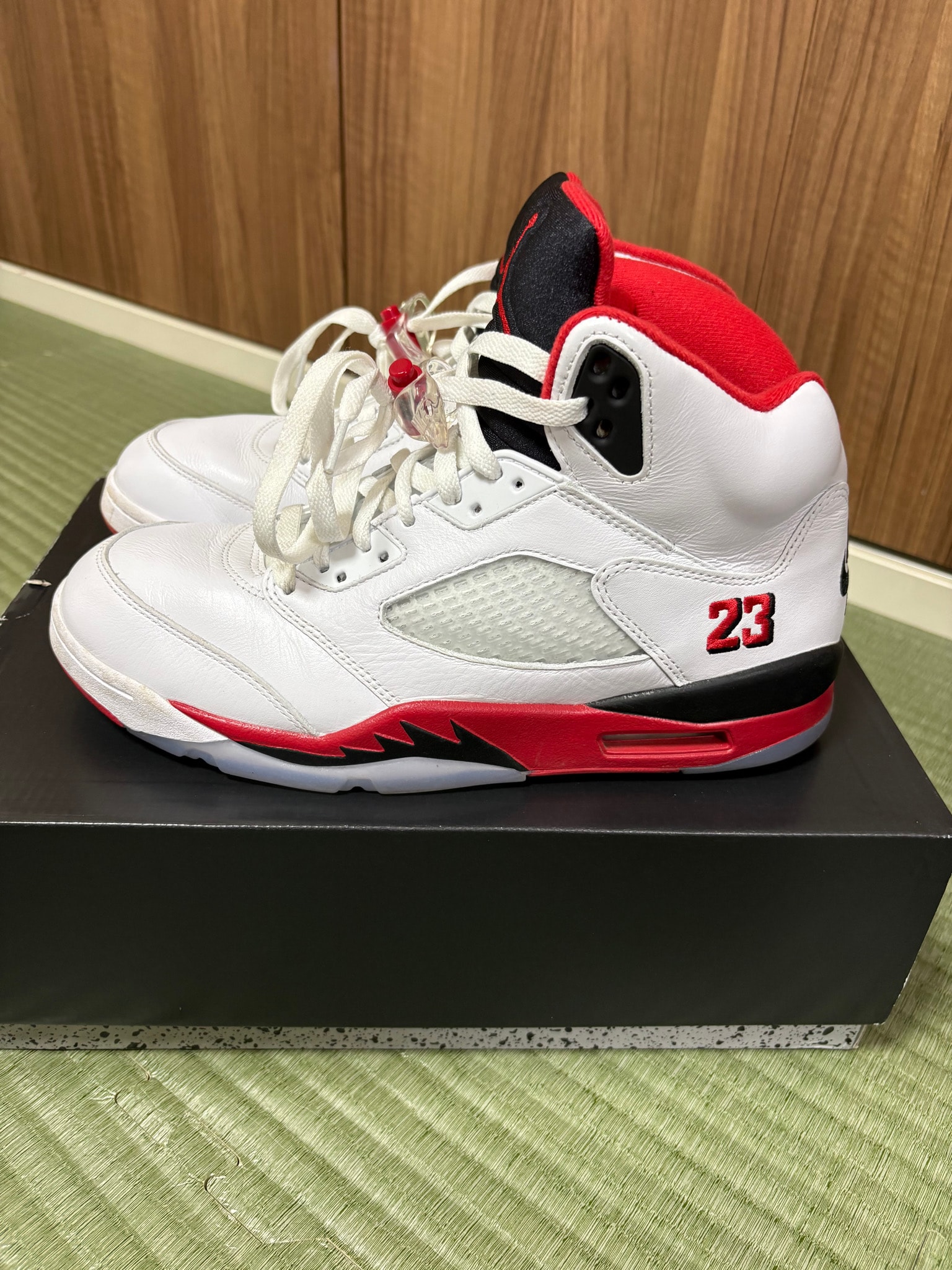 Nike Air Jordan 5 Retro OG "Fire Red/Black Tongue" (2025)