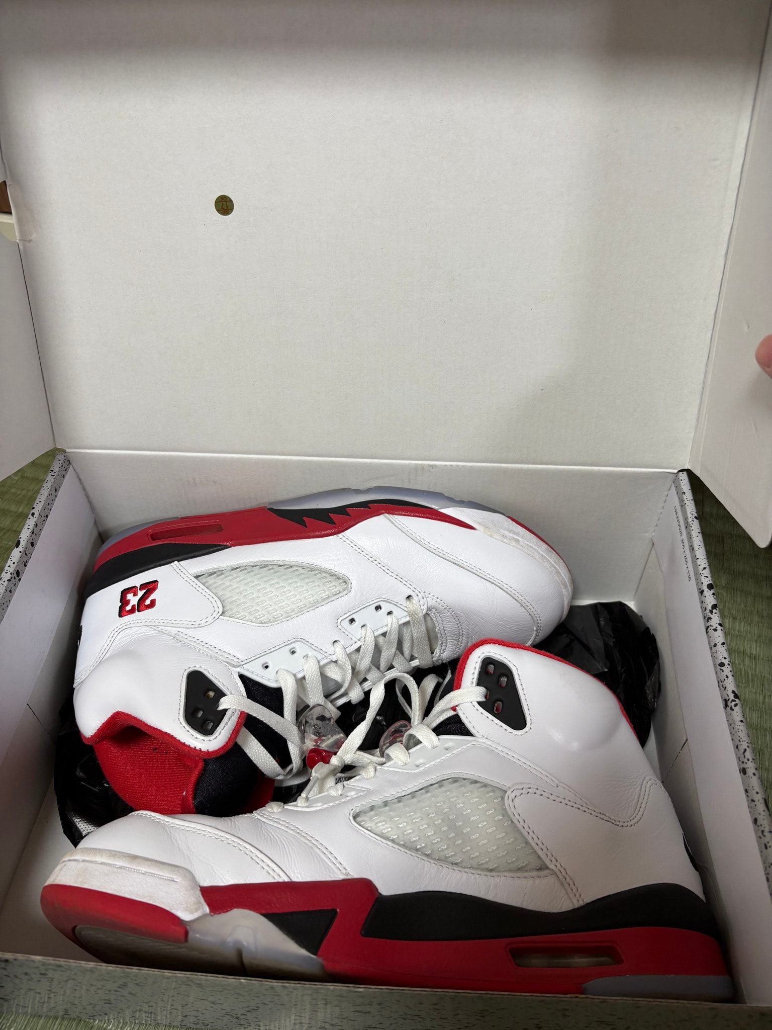 Nike Air Jordan 5 Retro OG "Fire Red/Black Tongue" (2025)