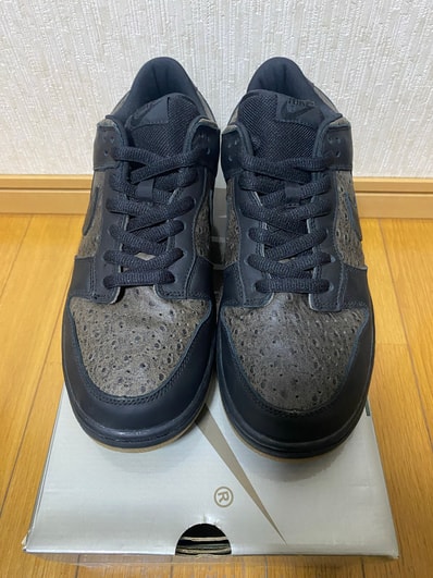 Nike SB Dunk Low "Ostrich"