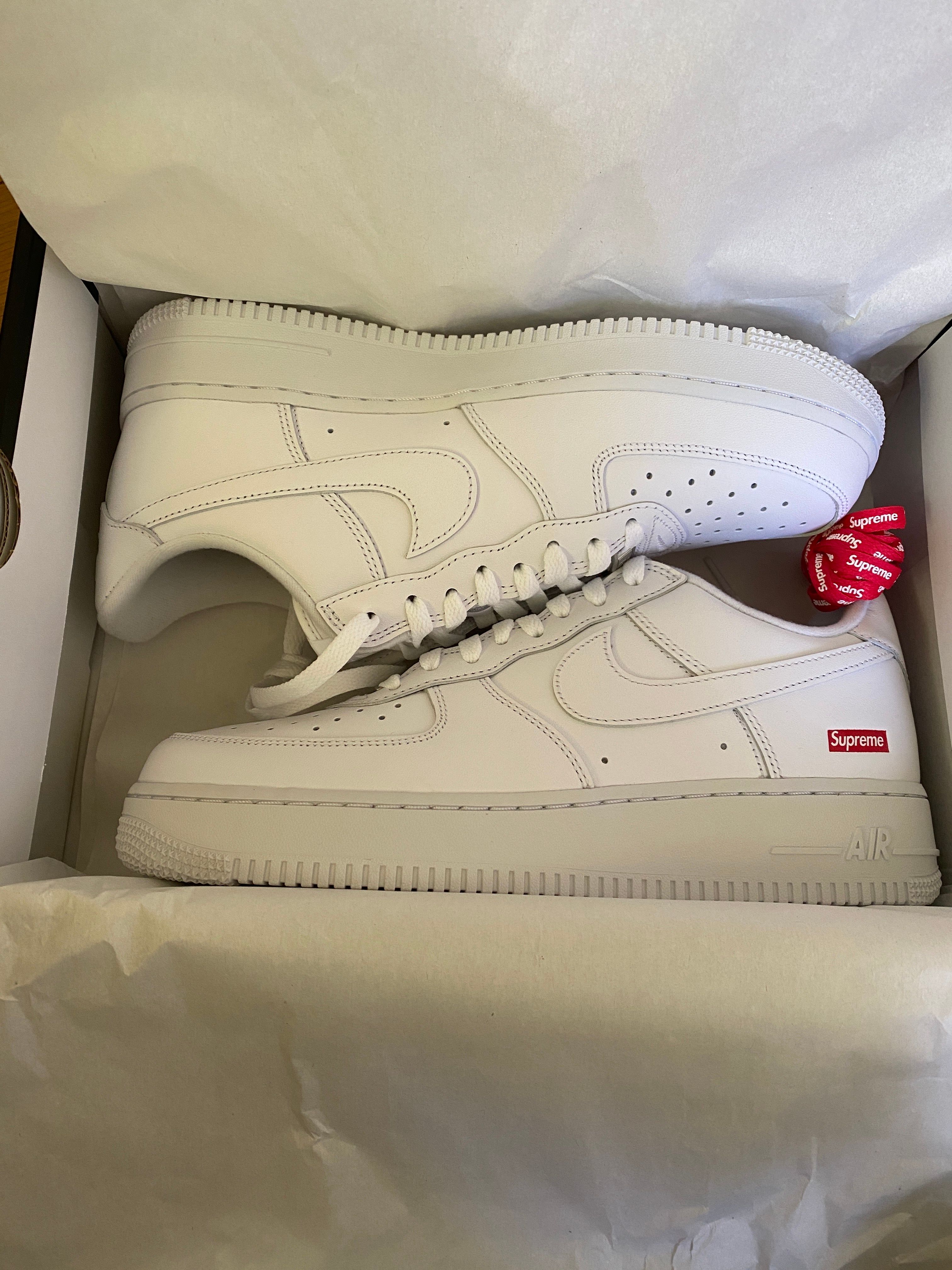 Supreme × Nike Air Force 1 Low "White"