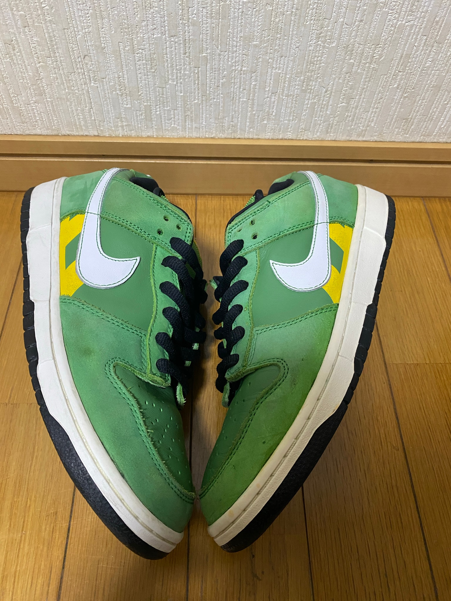 Nike SB Dunk Low "Tokyo Green Taxi"