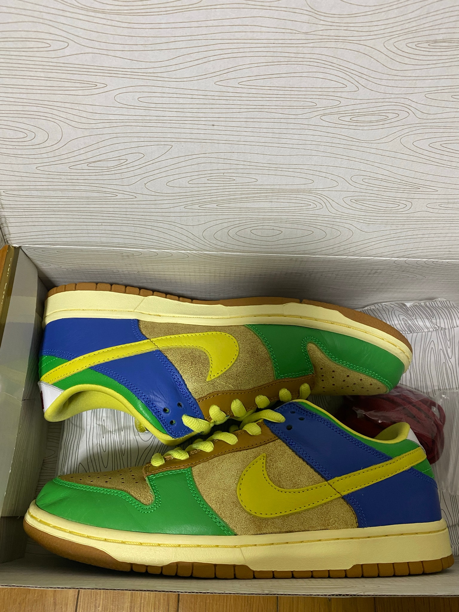 Brooklyn Projects × Nike SB Dunk Low PRM "Halo/Zitron"