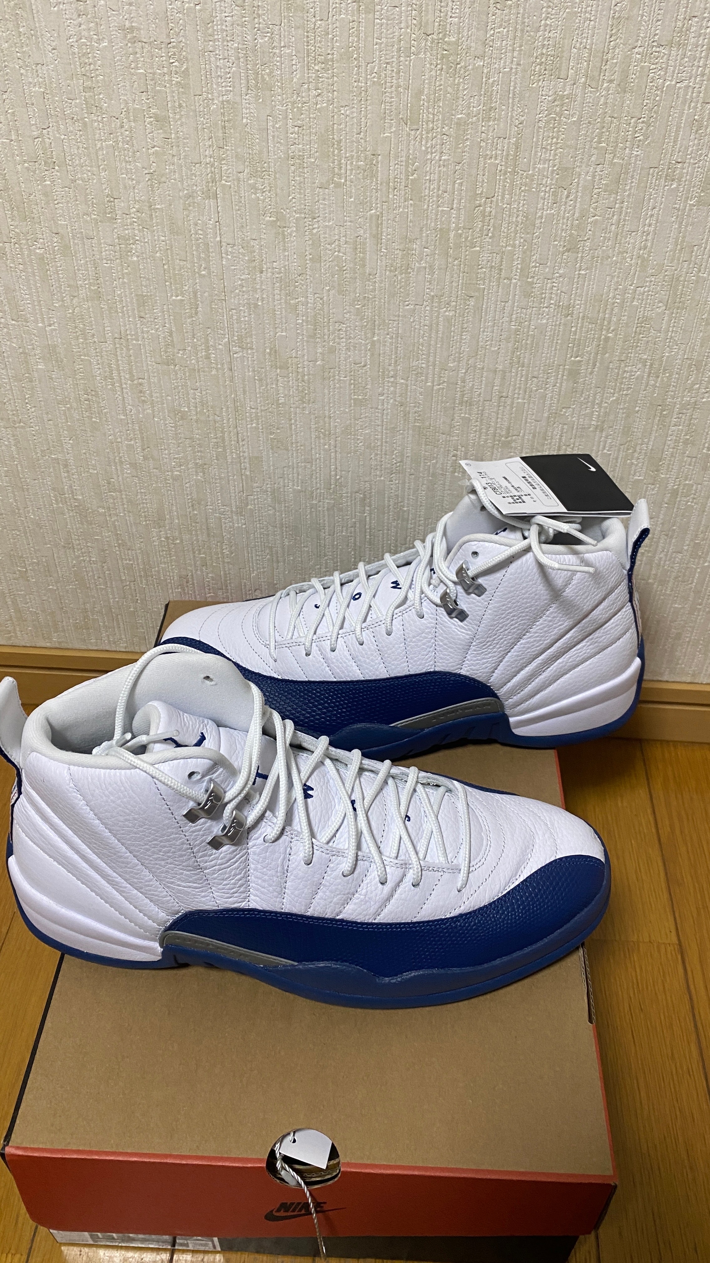 ナイキ エアジョーダン12 レトロ 