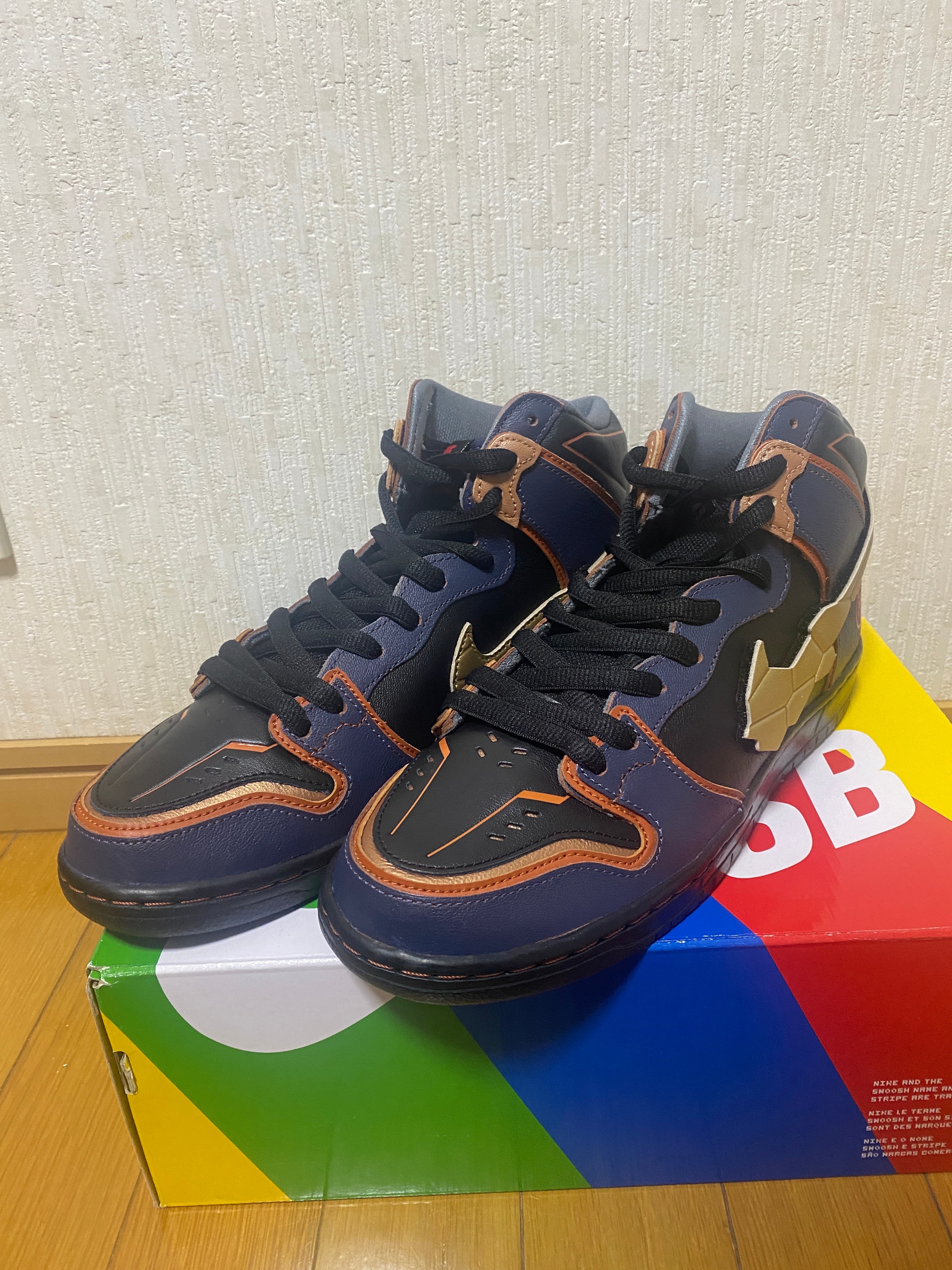 Gundam Unicorn × Nike SB Dunk High PRO QS "Banshee"