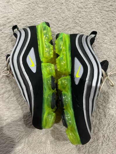 Nike Air Vapormax '97 "Black/Volt-Metallic Silver"