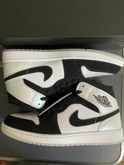 Nike Air Jordan 1 Mid "Omega/Black/White"