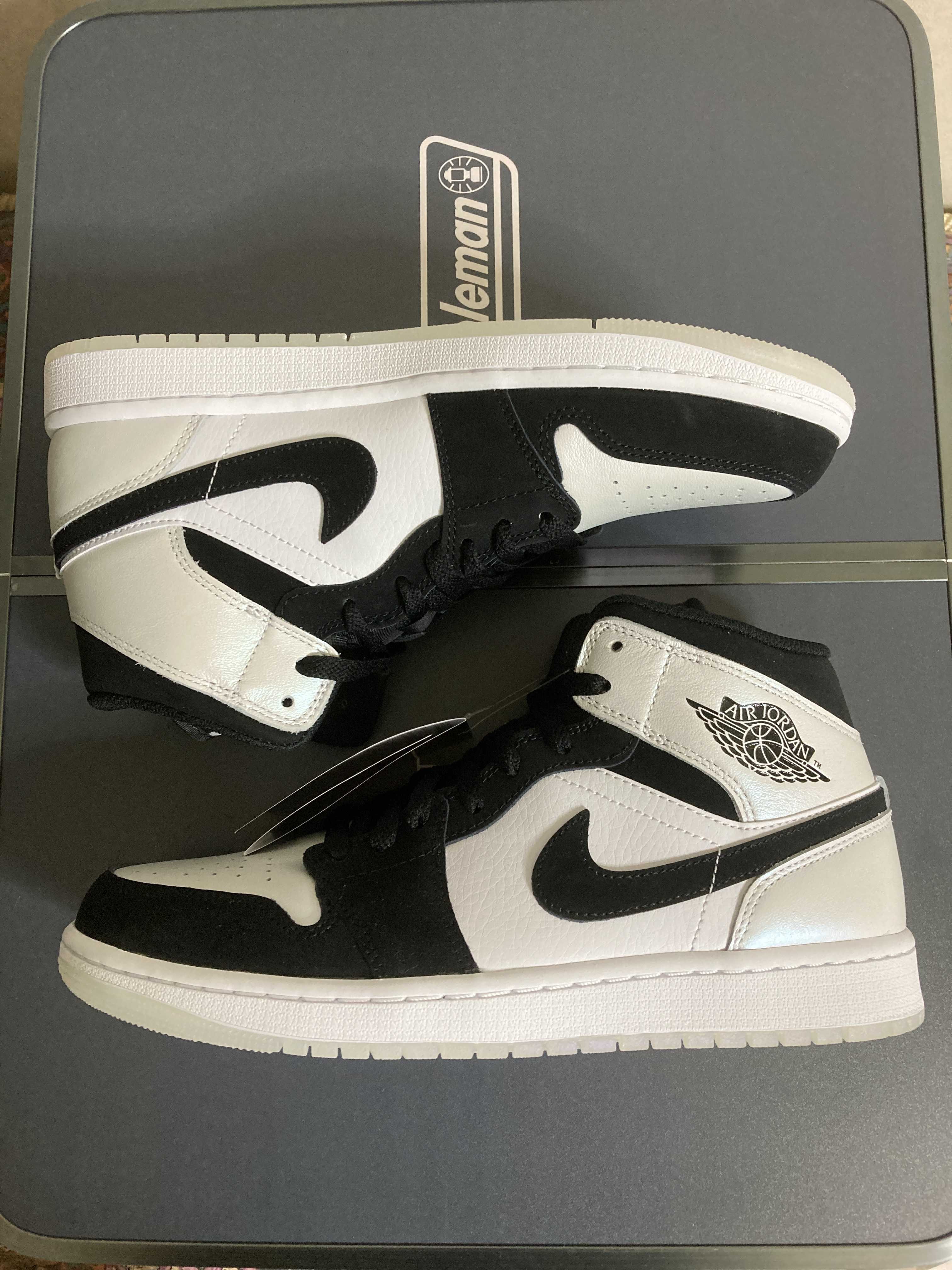 Nike Air Jordan 1 Mid "Omega/Black/White"
