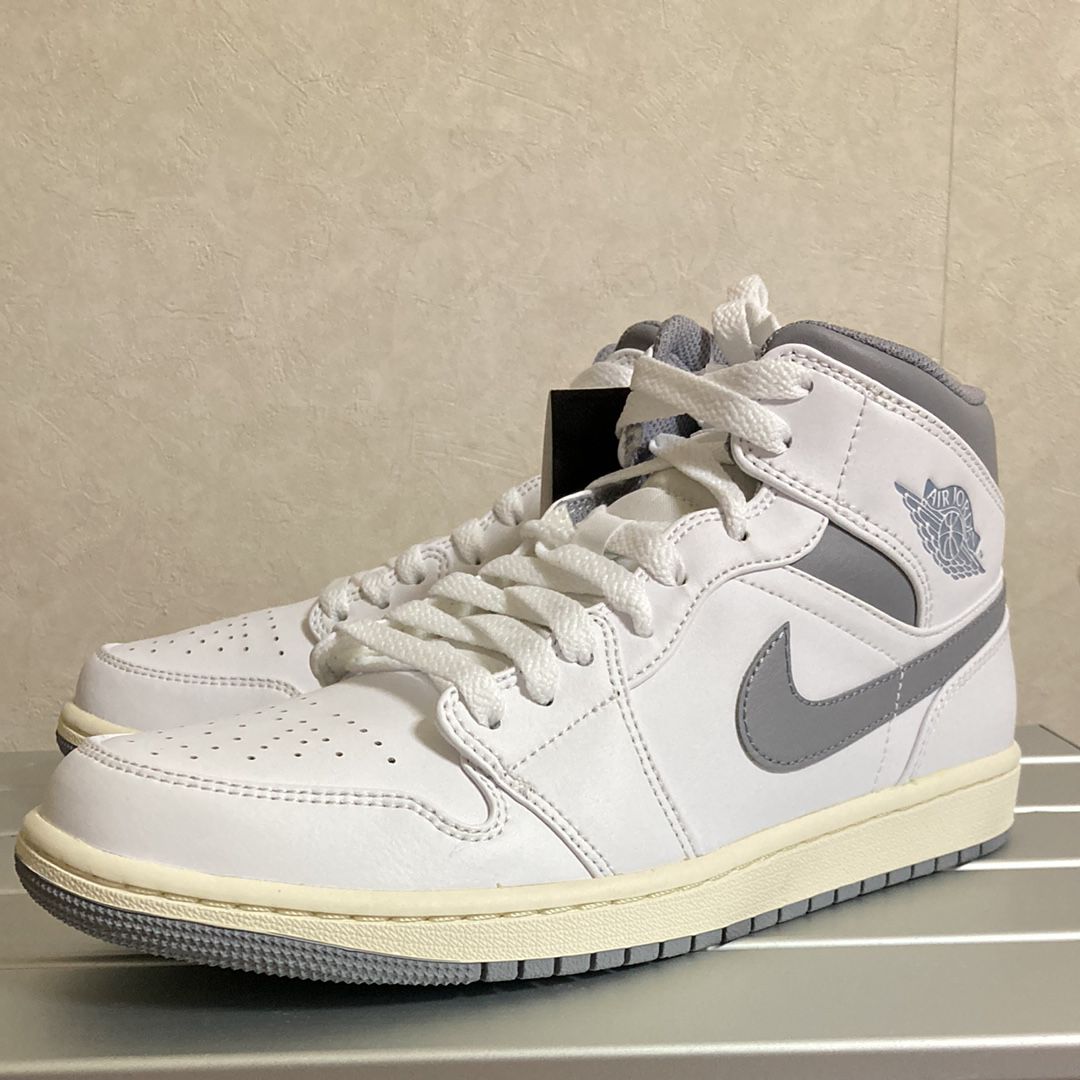Nike Air Jordan 1 Mid "Vintage Grey"