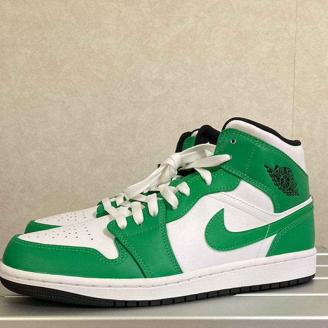 Nike Air Jordan 1 Mid "Lucky Green"