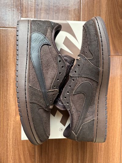 Travis Scott × Nike Air Jordan 1 Low OG SP "Velvet Brown and Dark Mocha"