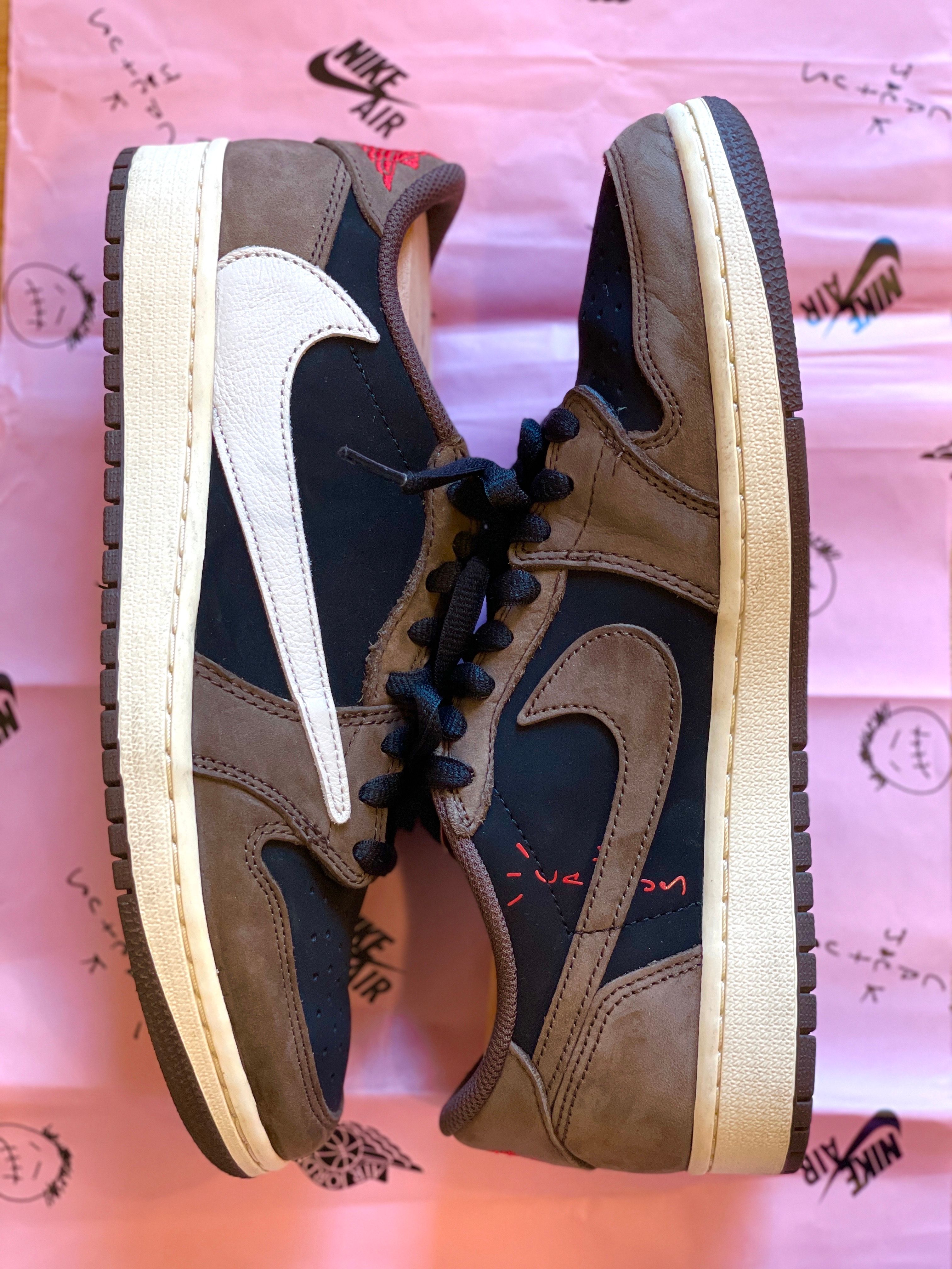 Travis Scott × Nike Air Jordan 1 Low OG SP-T  "Black/Dark Mocha"