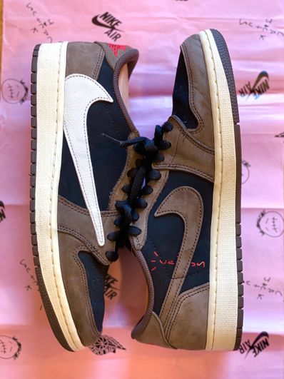 Travis Scott × Nike Air Jordan 1 Low OG SP-T "Black/Dark Mocha"