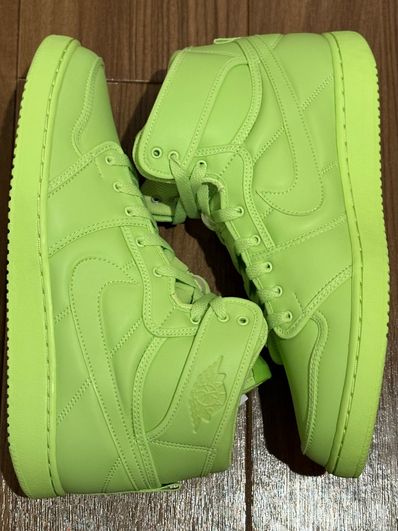 Billie Eilish × Nike Women's Air Jordan 1 High KO "Volt"