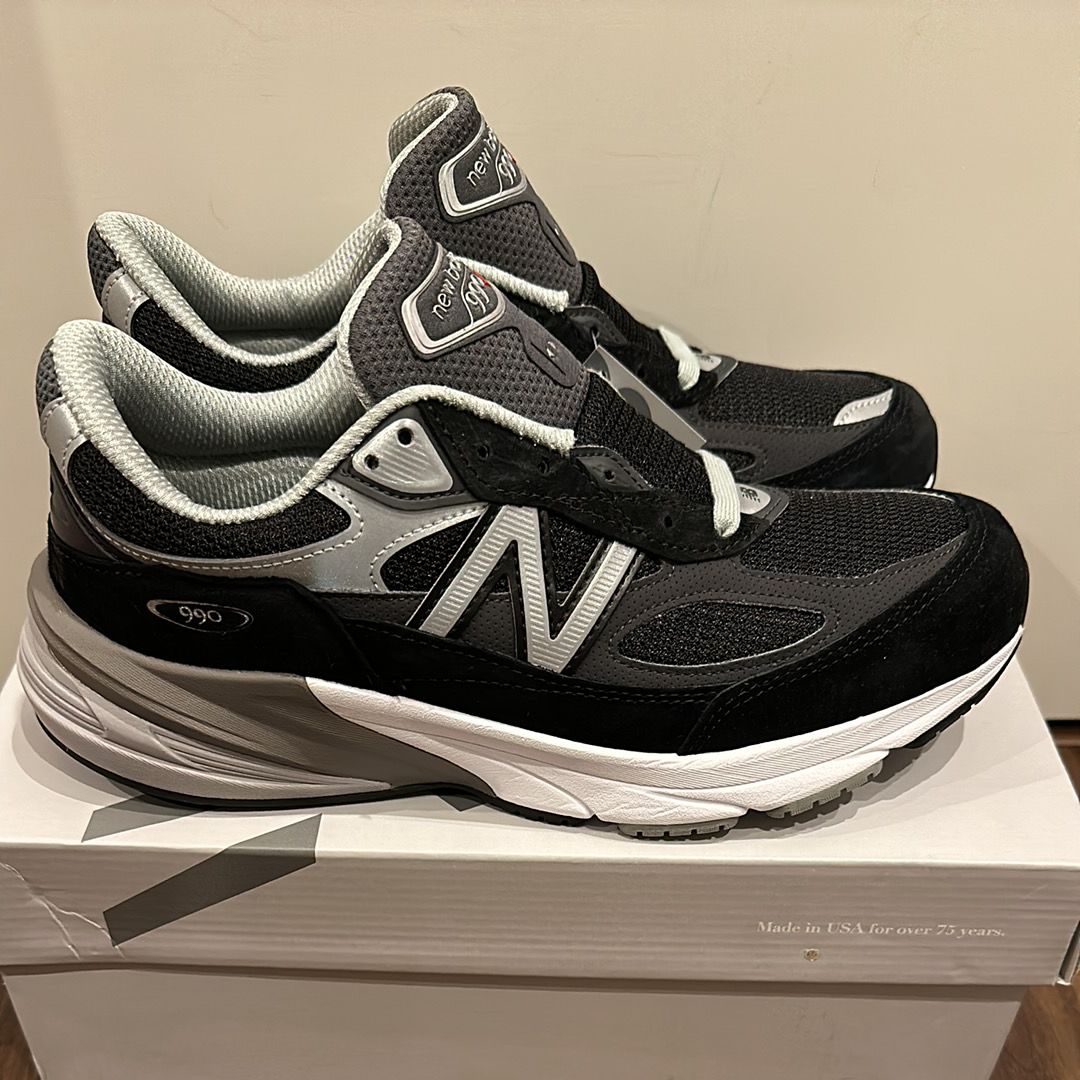 New Balance 990V6 "Black" (Heel NB Logo)