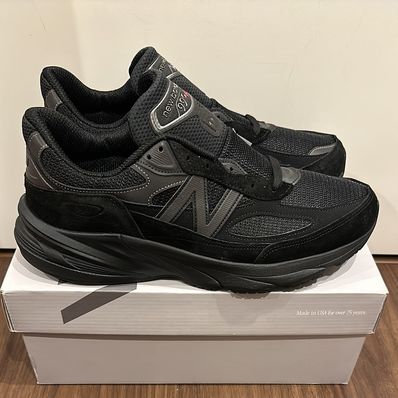 New Balance 990V6 "Triple Black"