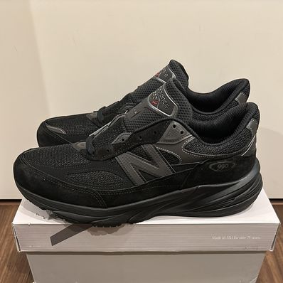 New Balance 990V6 "Triple Black"