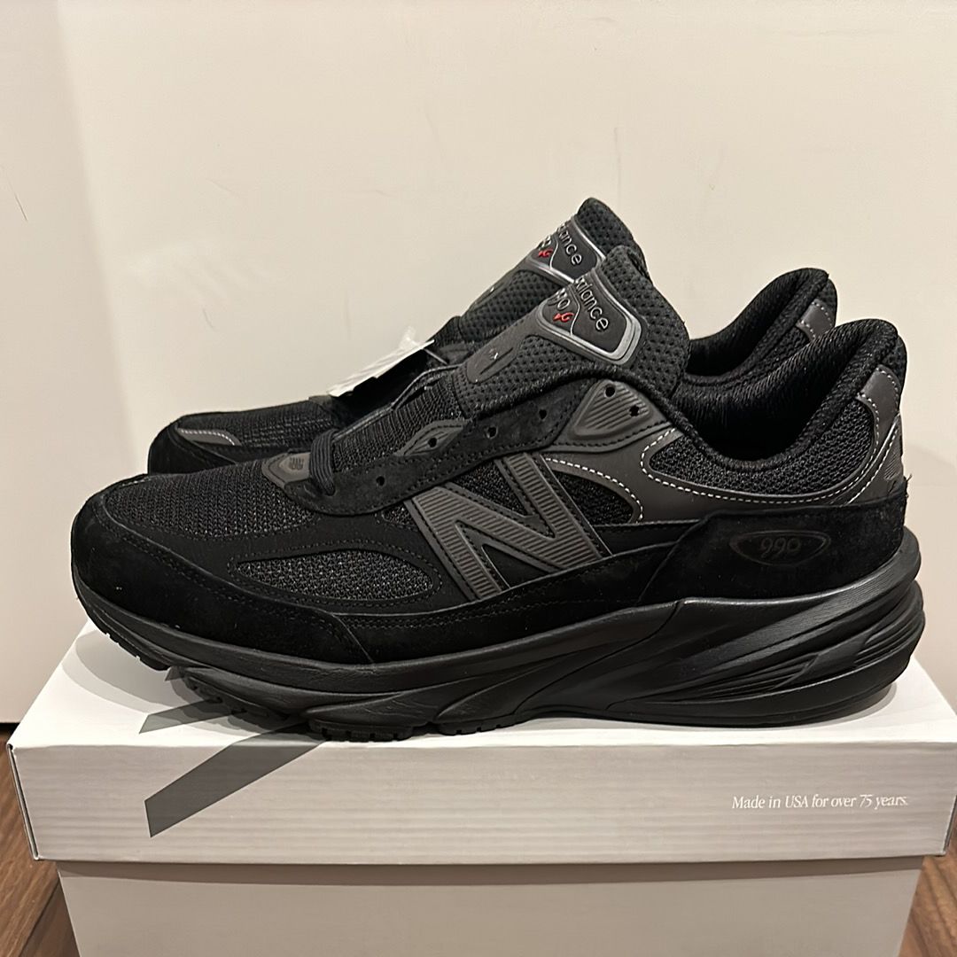 New Balance 990V6 "Triple Black"