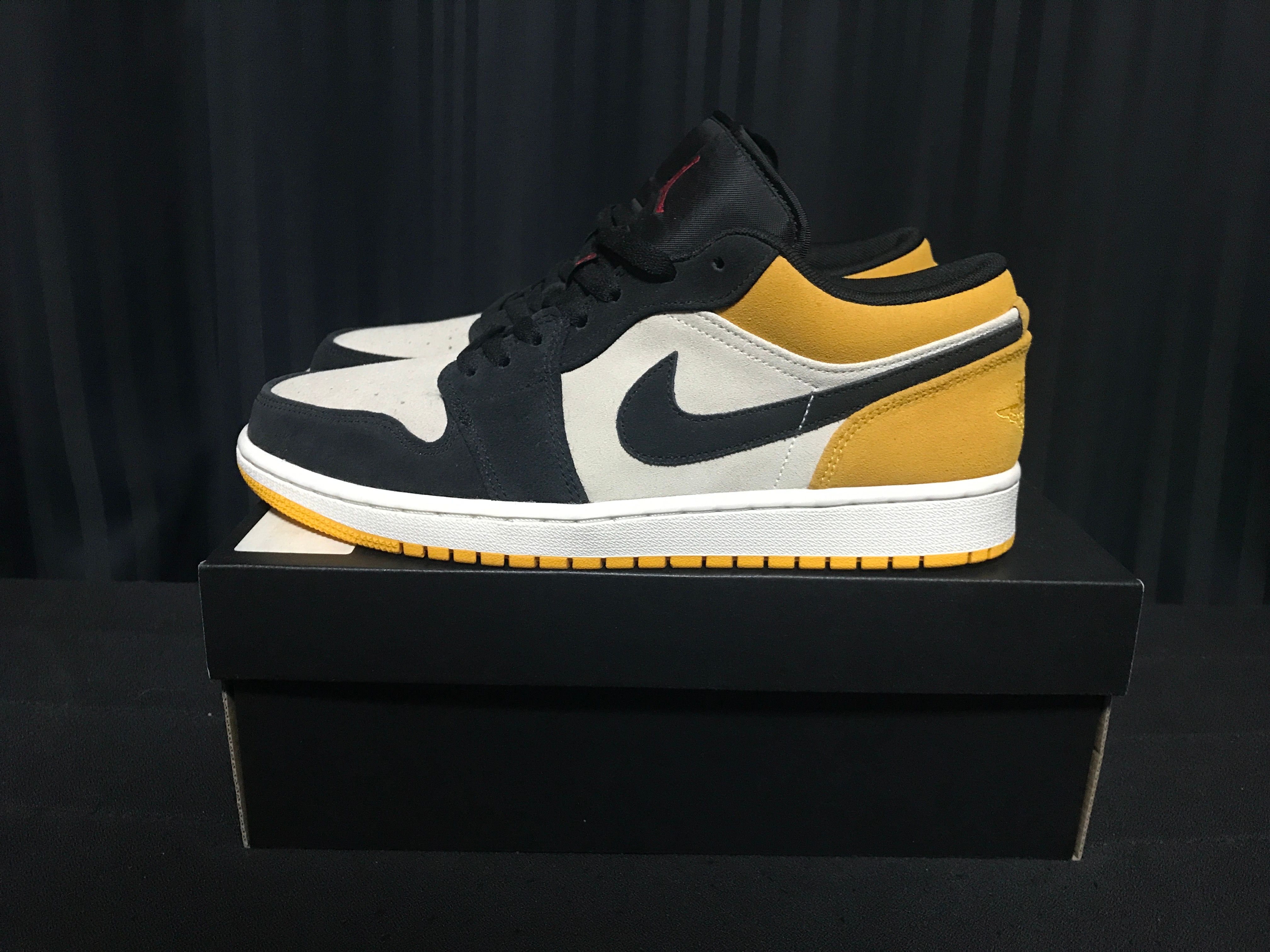 Nike Air Jordan 1 Low "Sail University Gold Black"