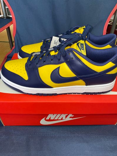 Nike Dunk Low "Michigan"