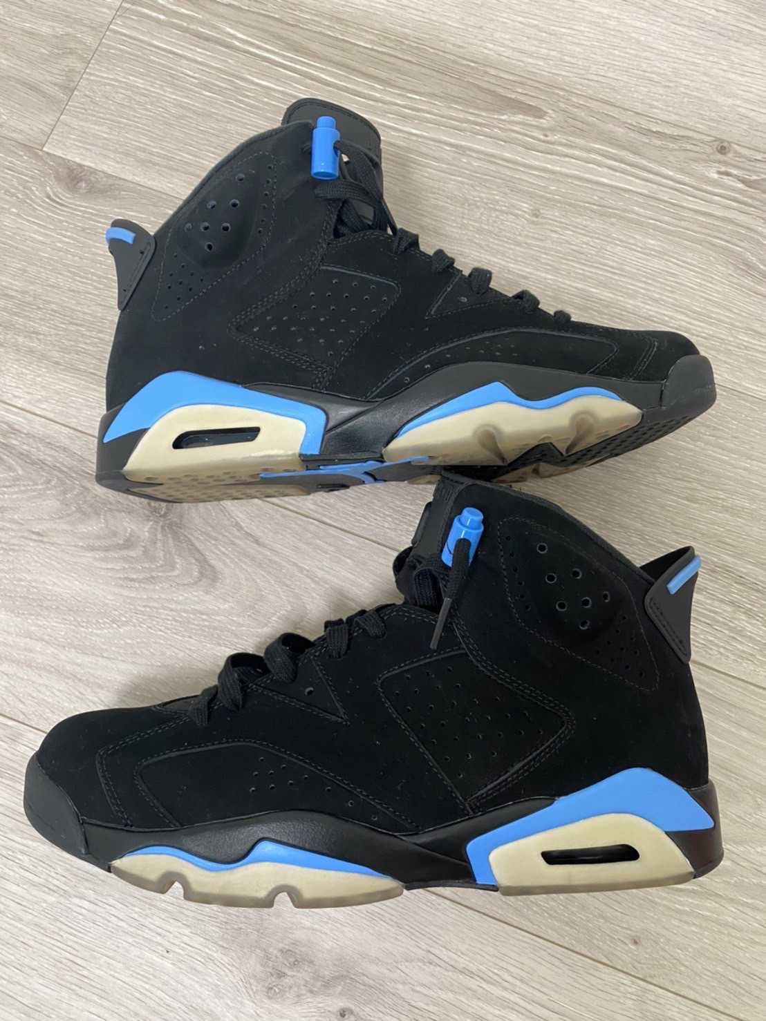 NIKE AIR JORDAN 6 RETRO "UNC"