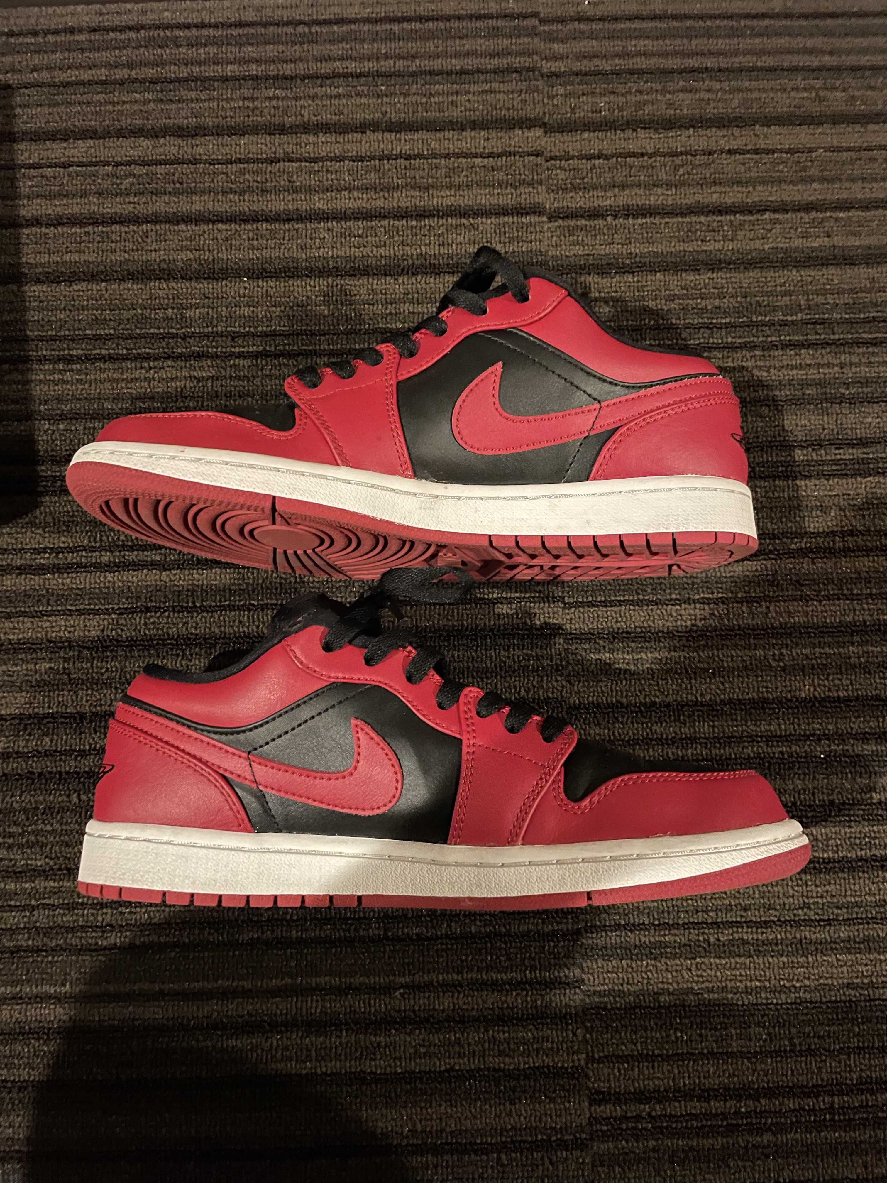 Nike Air Jordan 1 Low "Varsity Red"   
