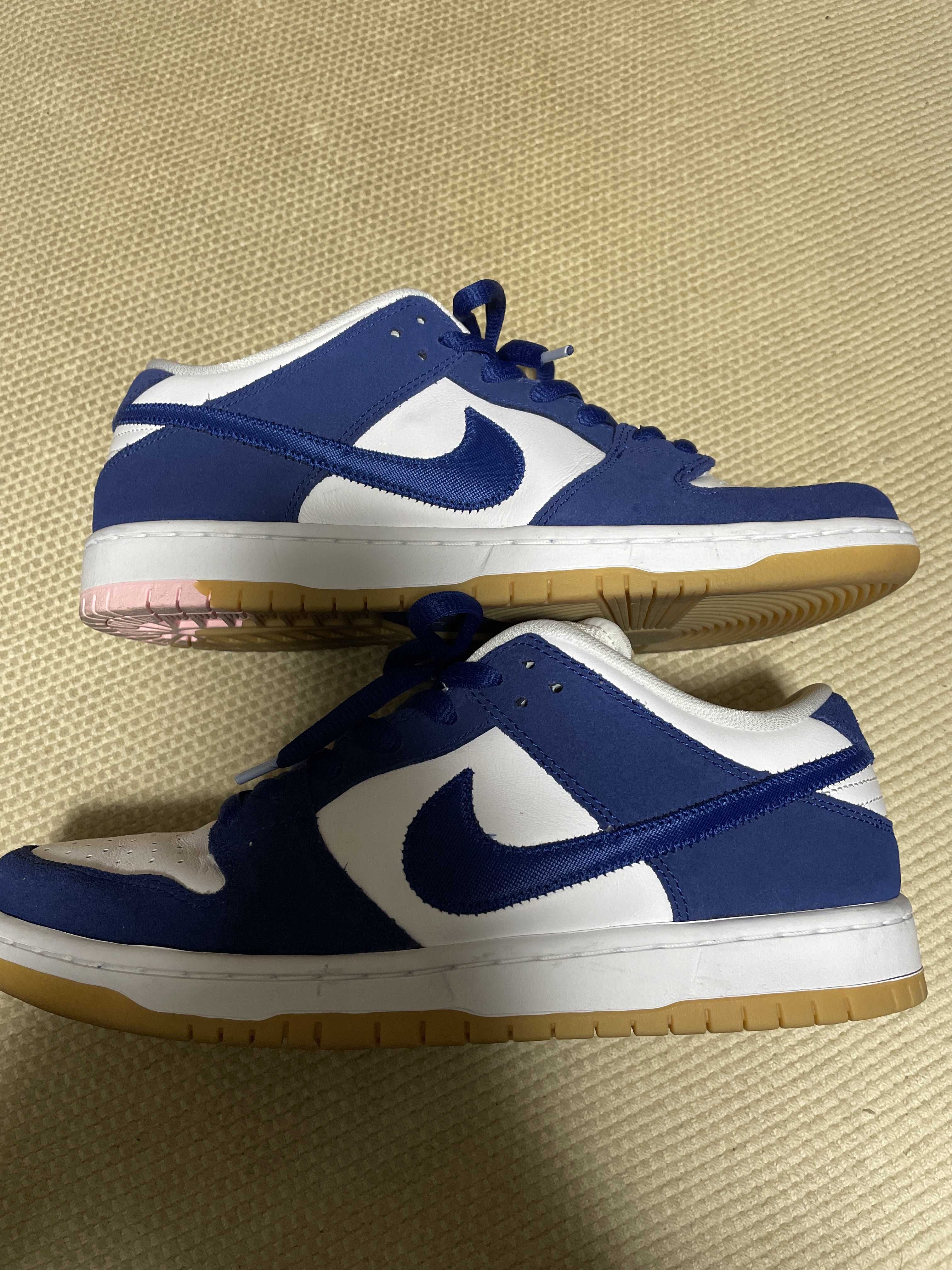 Nike SB Dunk Low "Los Angeles Dodgers/Deep Royal Blue"
