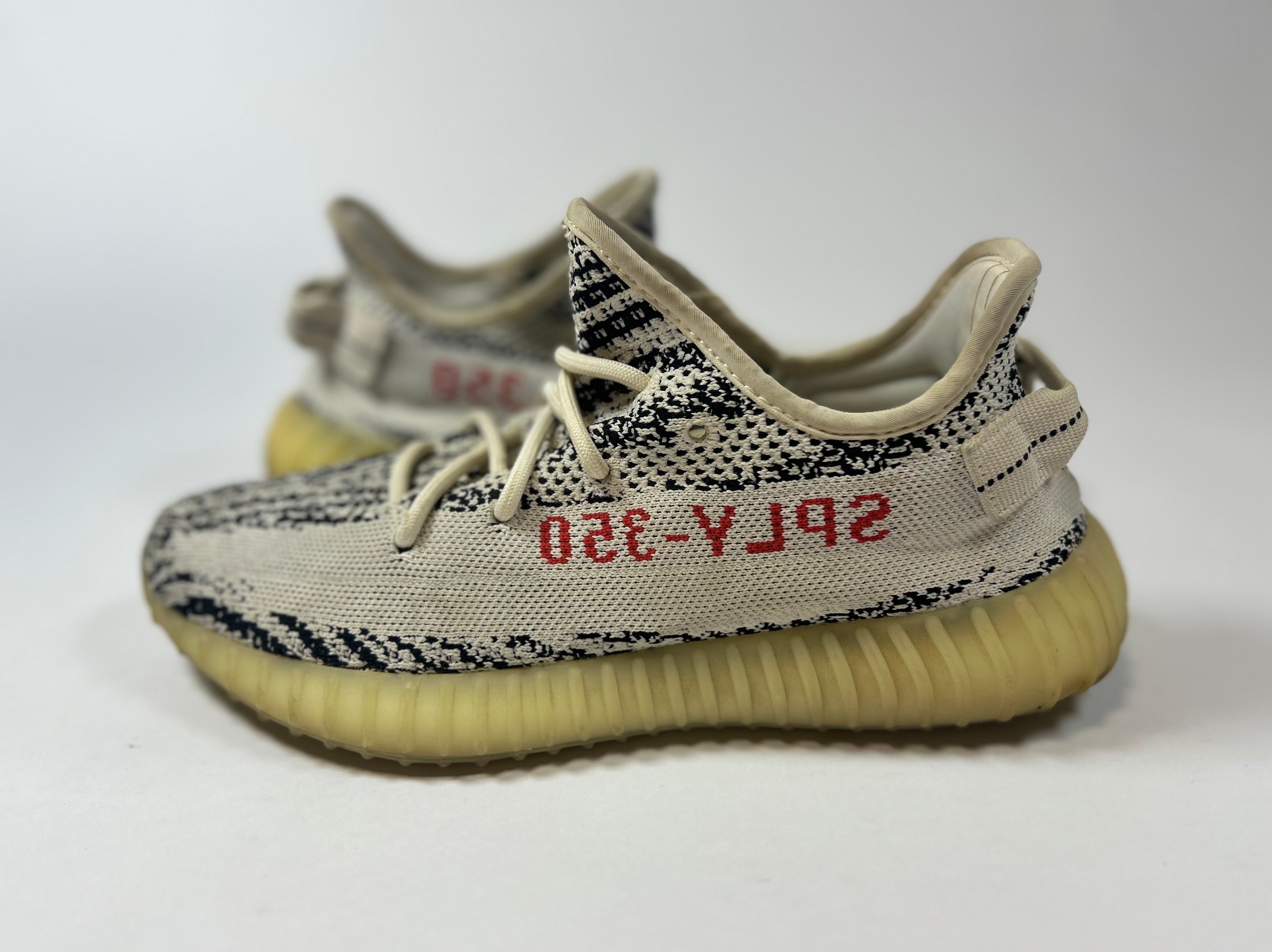 アディダス イージーブースト350V2 "ゼブラ"