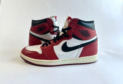 Nike Air Jordan 1 Retro High "Chicago" (2015)