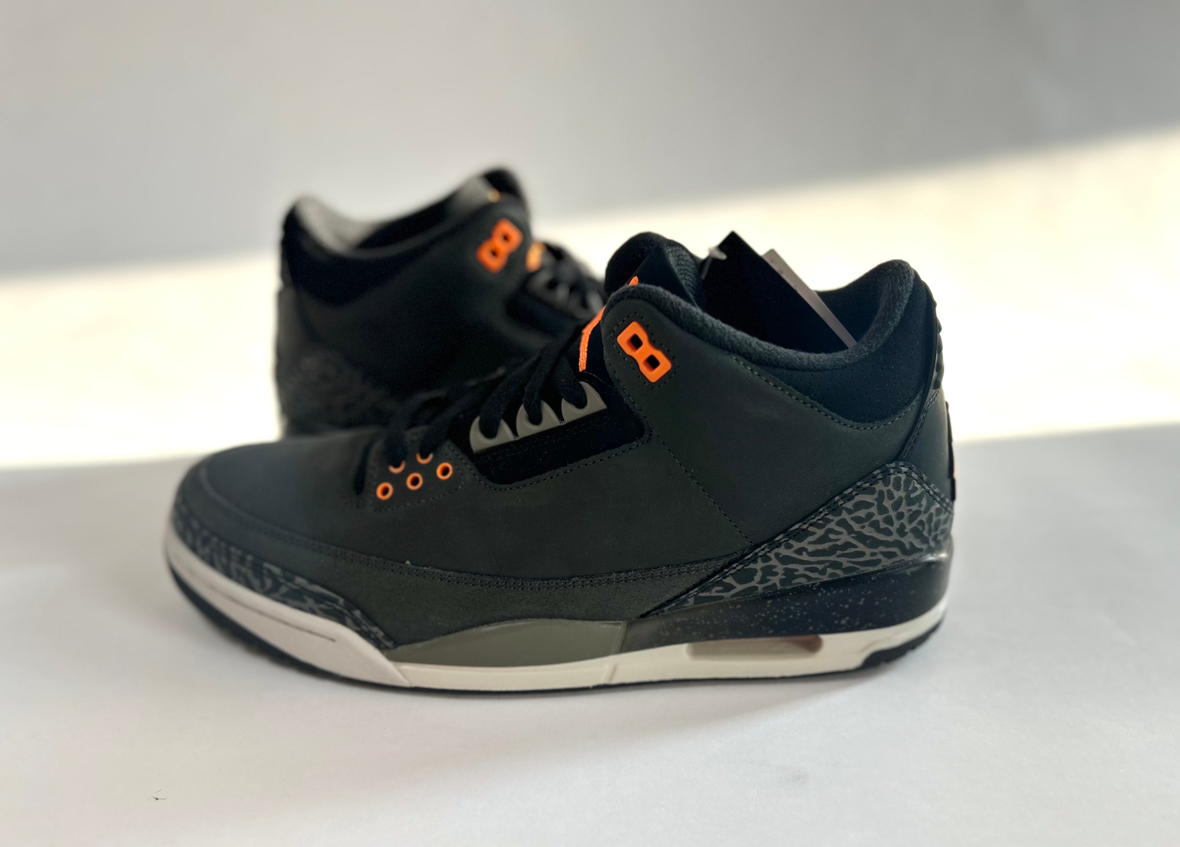 Nike Air Jordan 3 Retro "Fear"