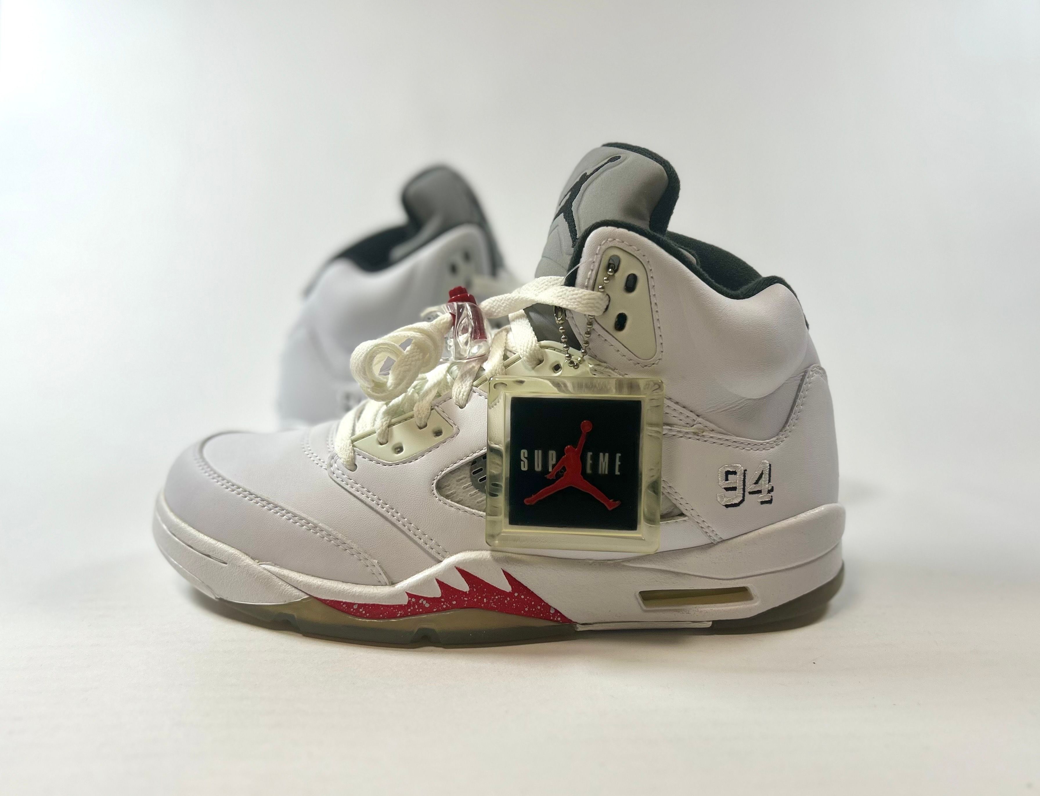 Supreme × Nike Air Jordan 5 Retro "White"