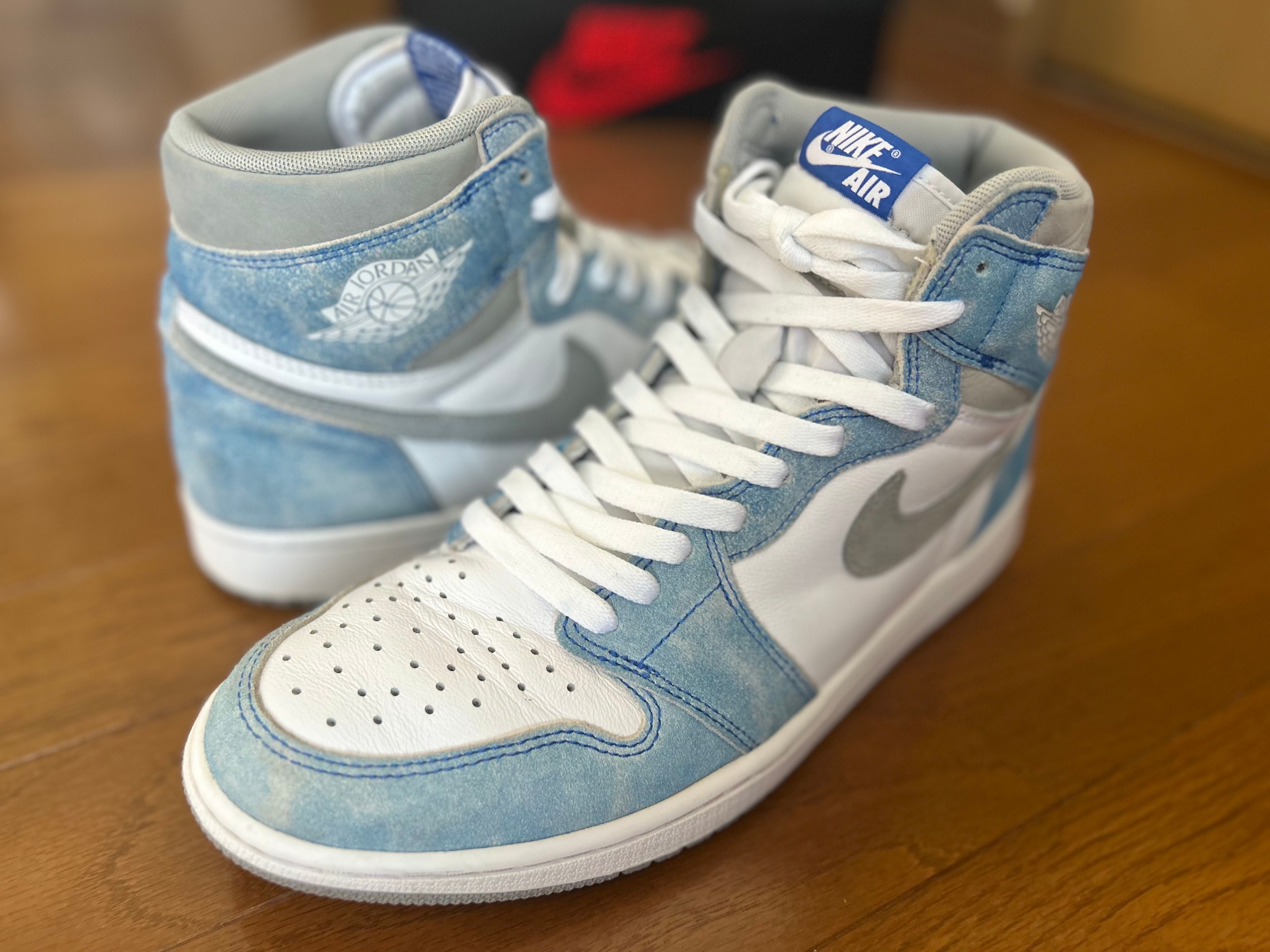 Nike Air Jordan 1 High OG "Hyper Royal"