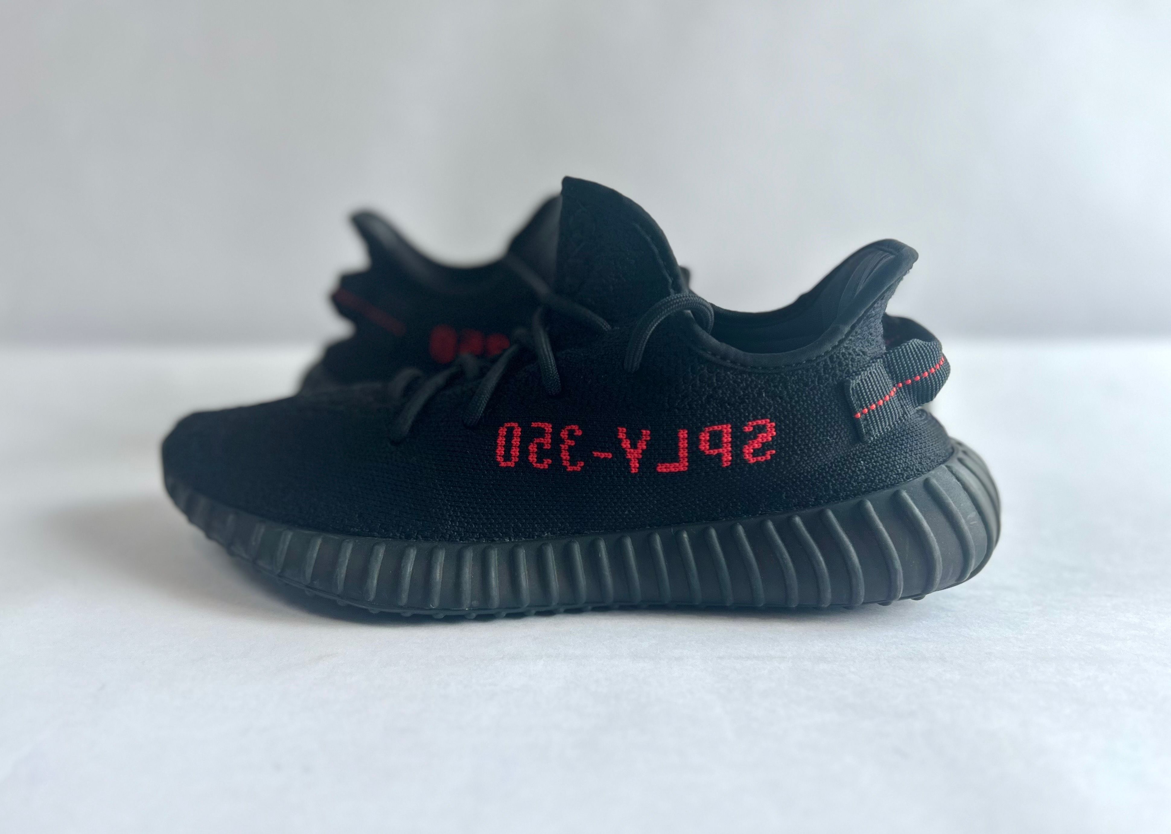 adidas YEEZY Boost 350 V2 "Bred" (2017)