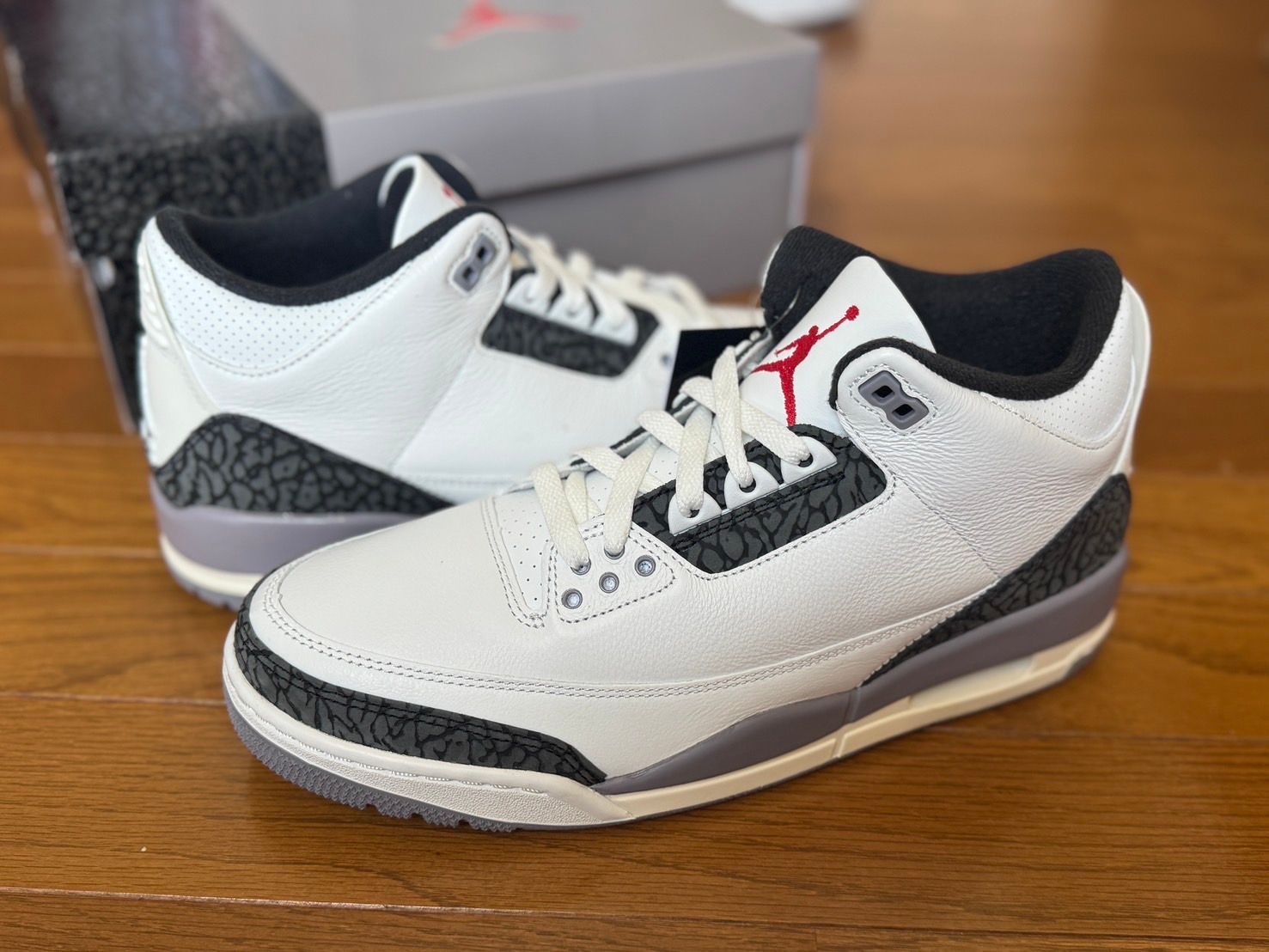 Nike Air Jordan 3 Retro "Cement Grey"