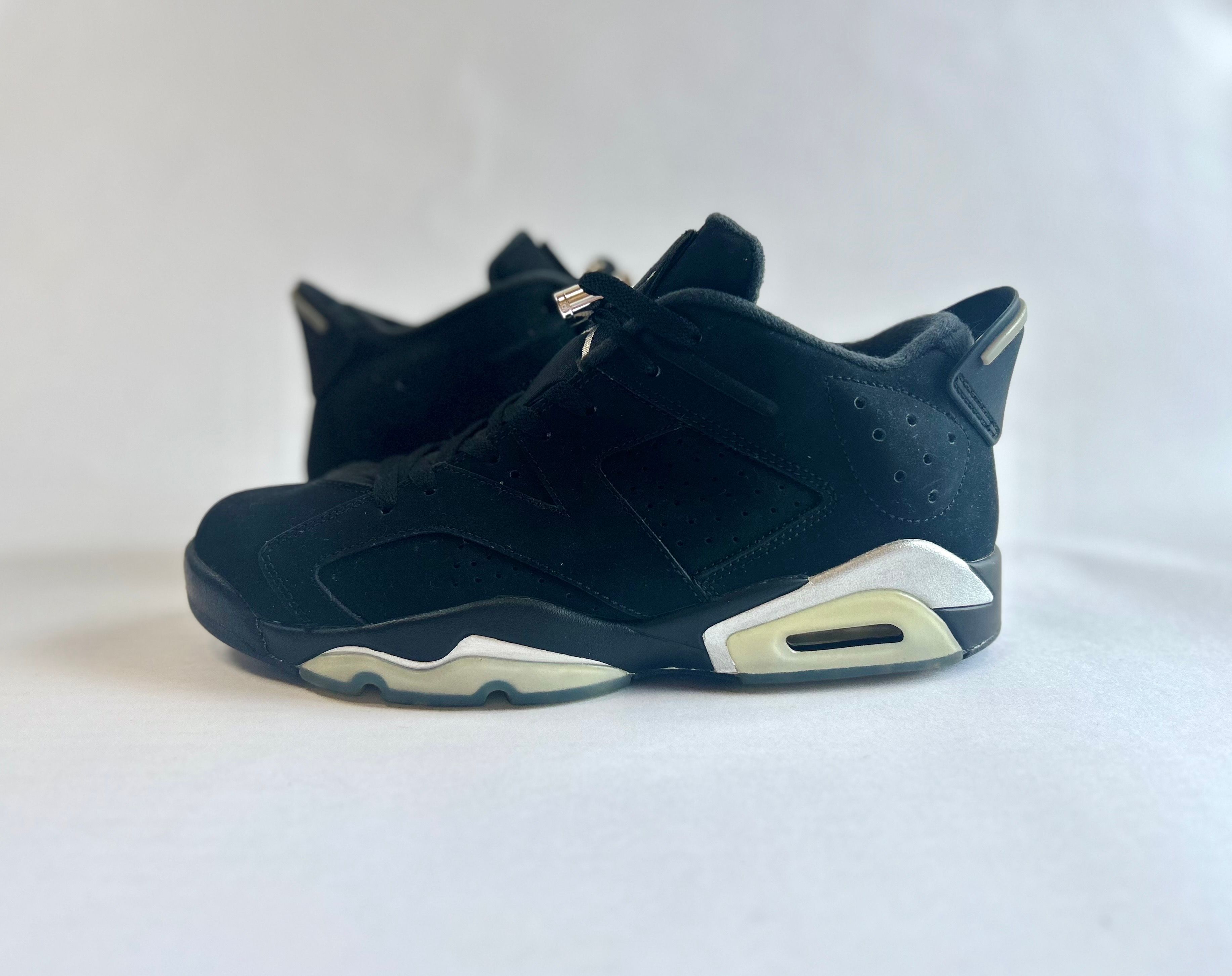 【中古】　NIKE エアジョーダン6 レトロ　黒　27cm 楽天市場】jordan6 中古 27の通販