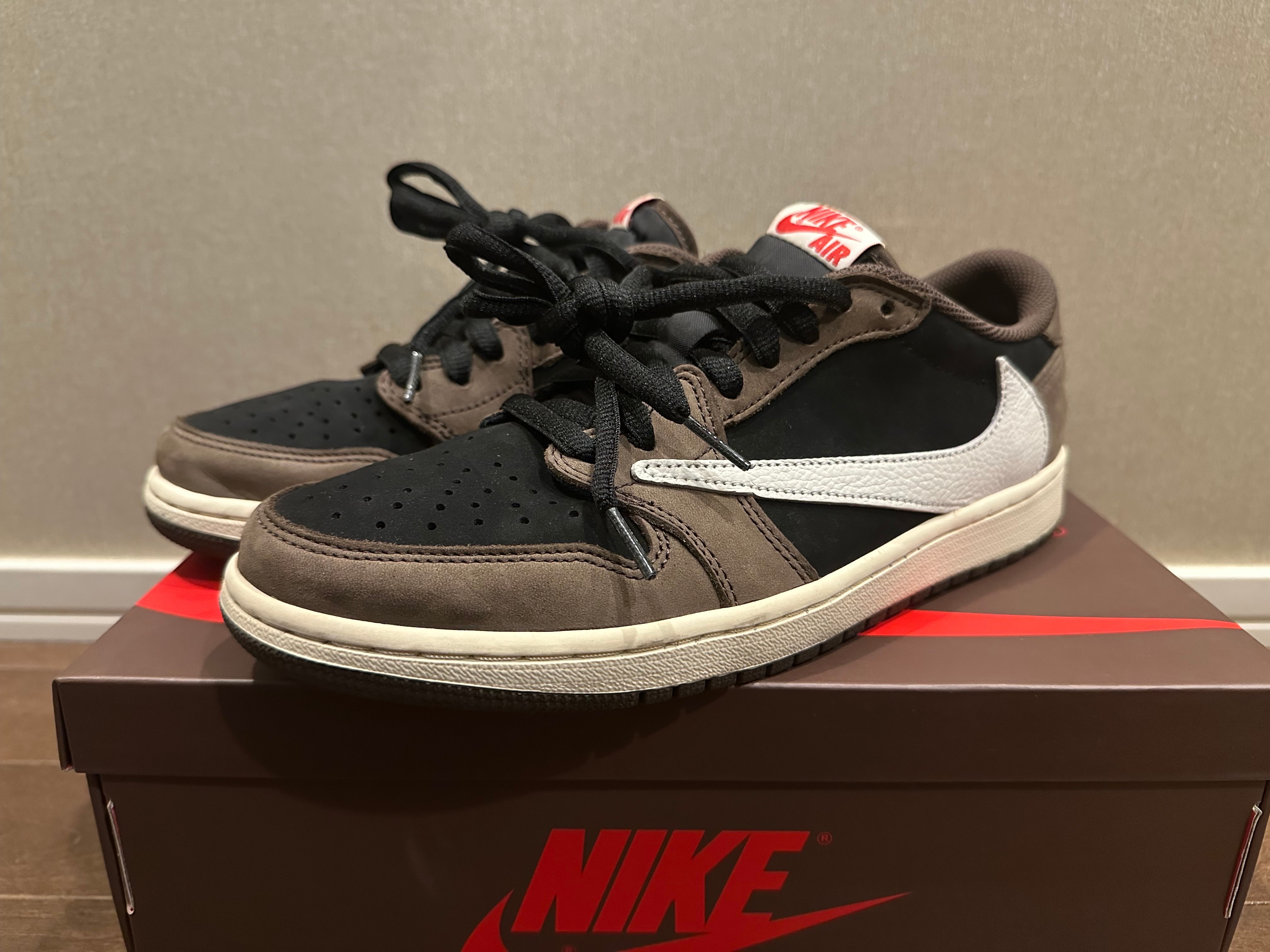 Travis Scott × Nike Air Jordan 1 Low OG SP-T "Black/Dark Mocha"
