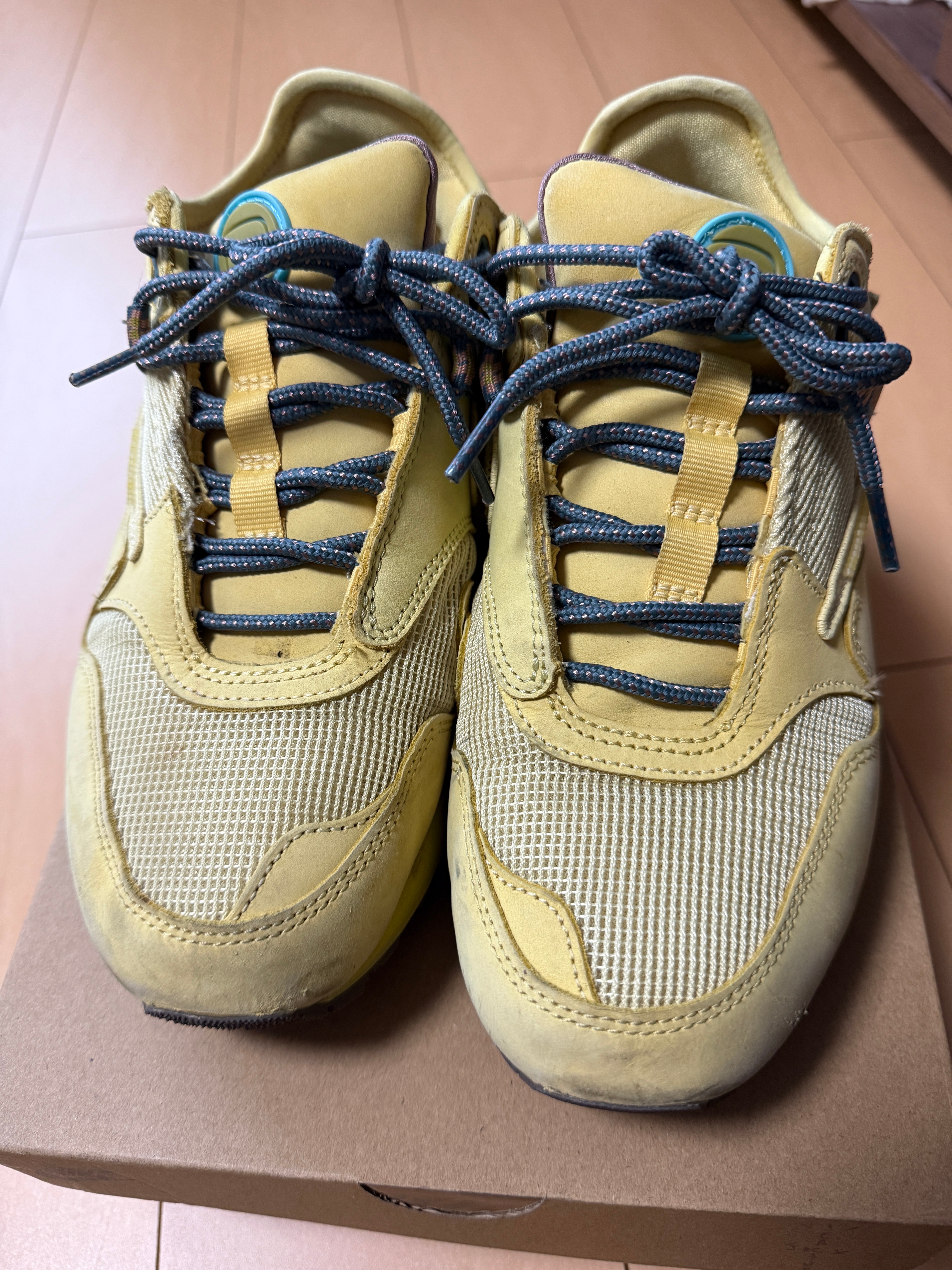 Travis Scott × Nike Air Max 1 "CACT.US Gold"