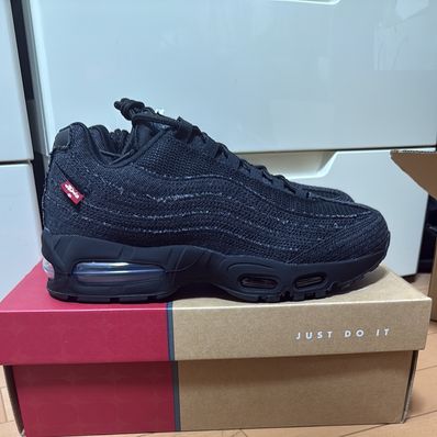 Levi's × Nike Air Max 95 OG "Denim Black"
