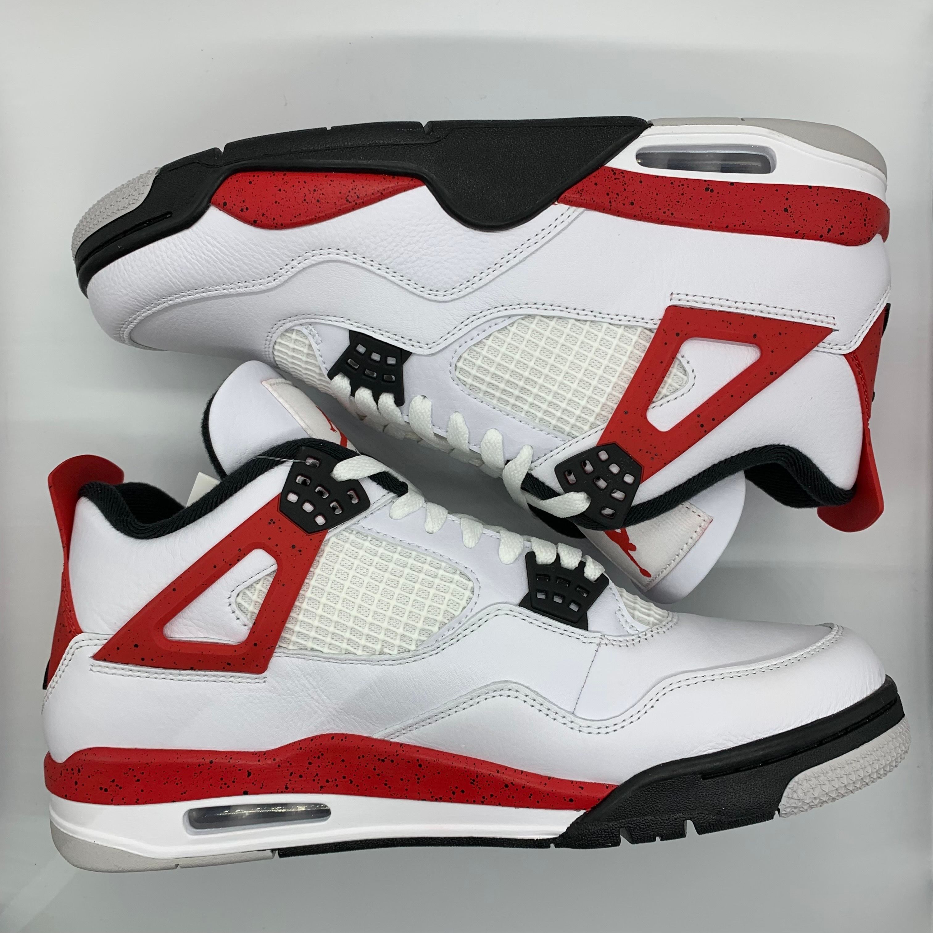 Nike Air Jordan 4 Retro "Red Cement"
