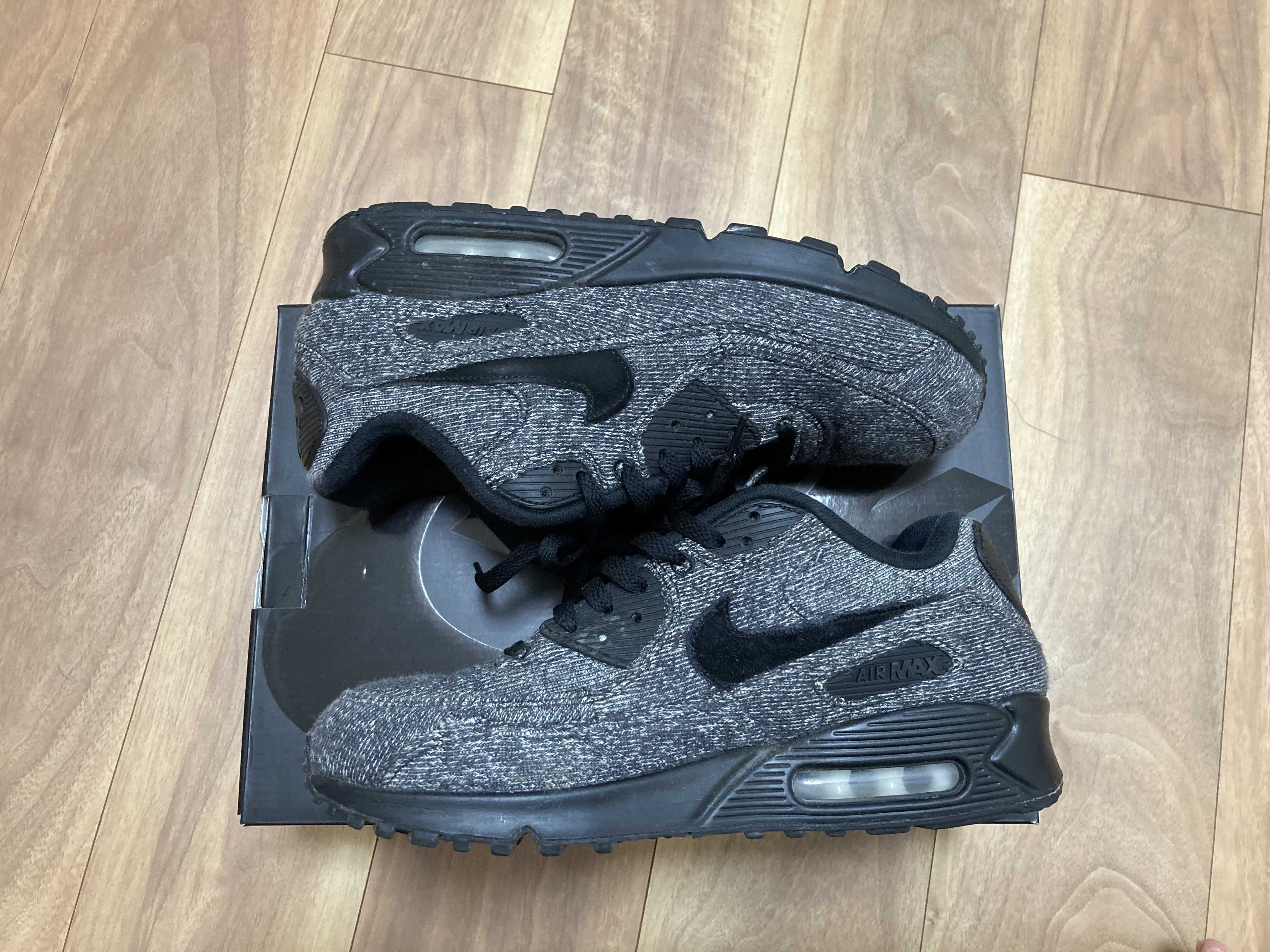 LOOPWHEELER × Nike Air Max 90 "Grey/Black"