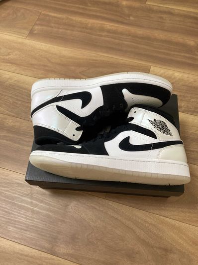 Nike Air Jordan 1 Mid "Omega/Black/White"