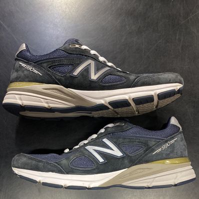 KITH × New Balance 990V4 "Navy"